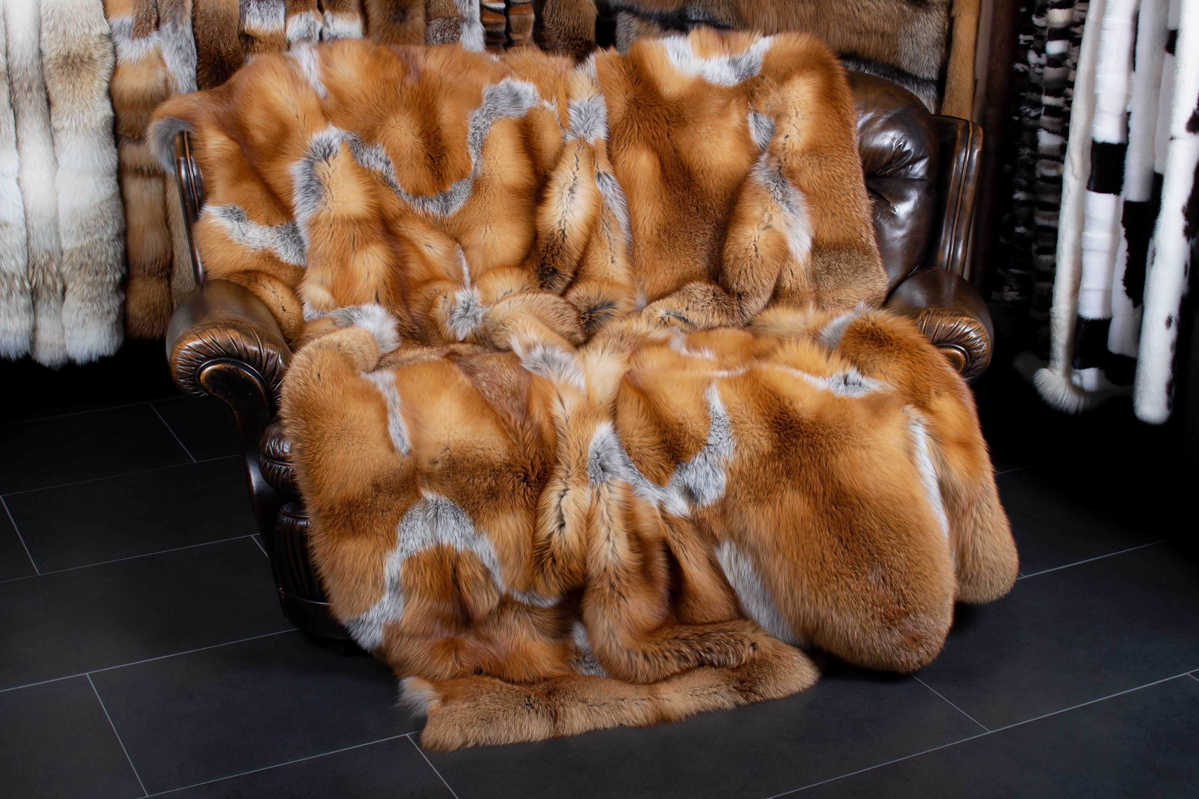 2-2161-Kanadische-Rotfuchs-Felldecke-Lars-Paustian-Wildware Canadian Wildfur Red Fox Blanket
