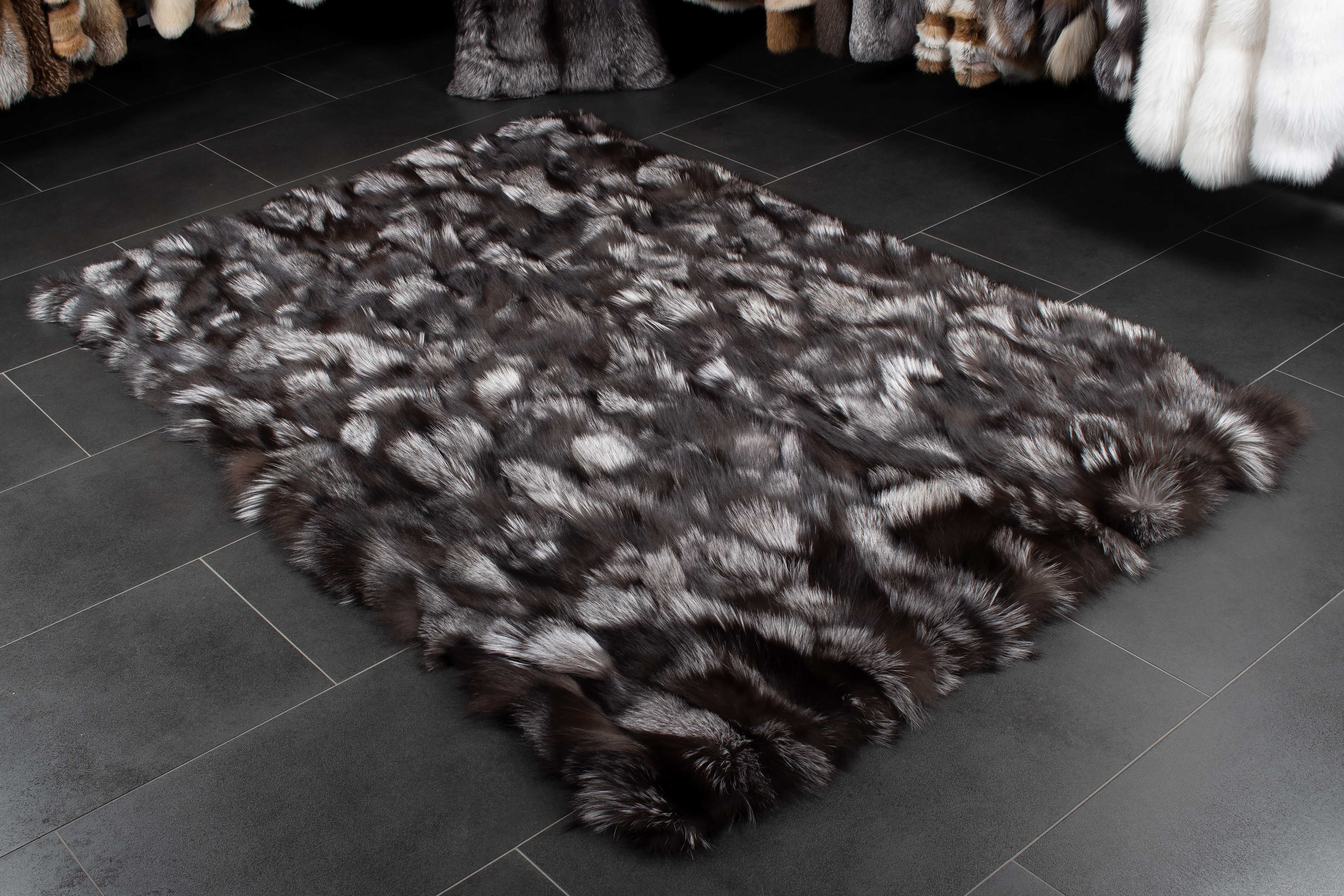 Scandinavian Silverfox Sides Fur Carpet