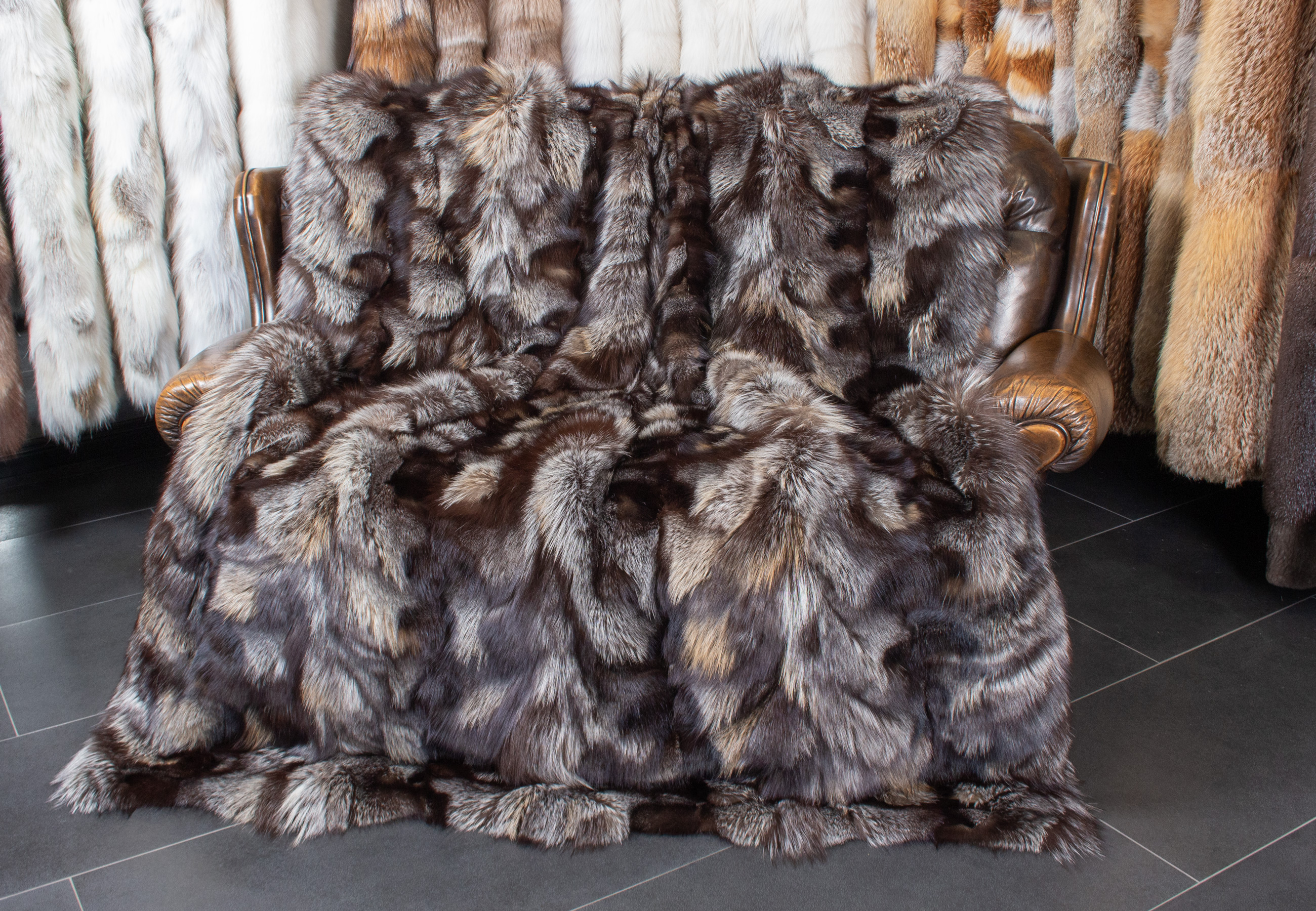 Cozy Cross Fox Patch Fur Blanket