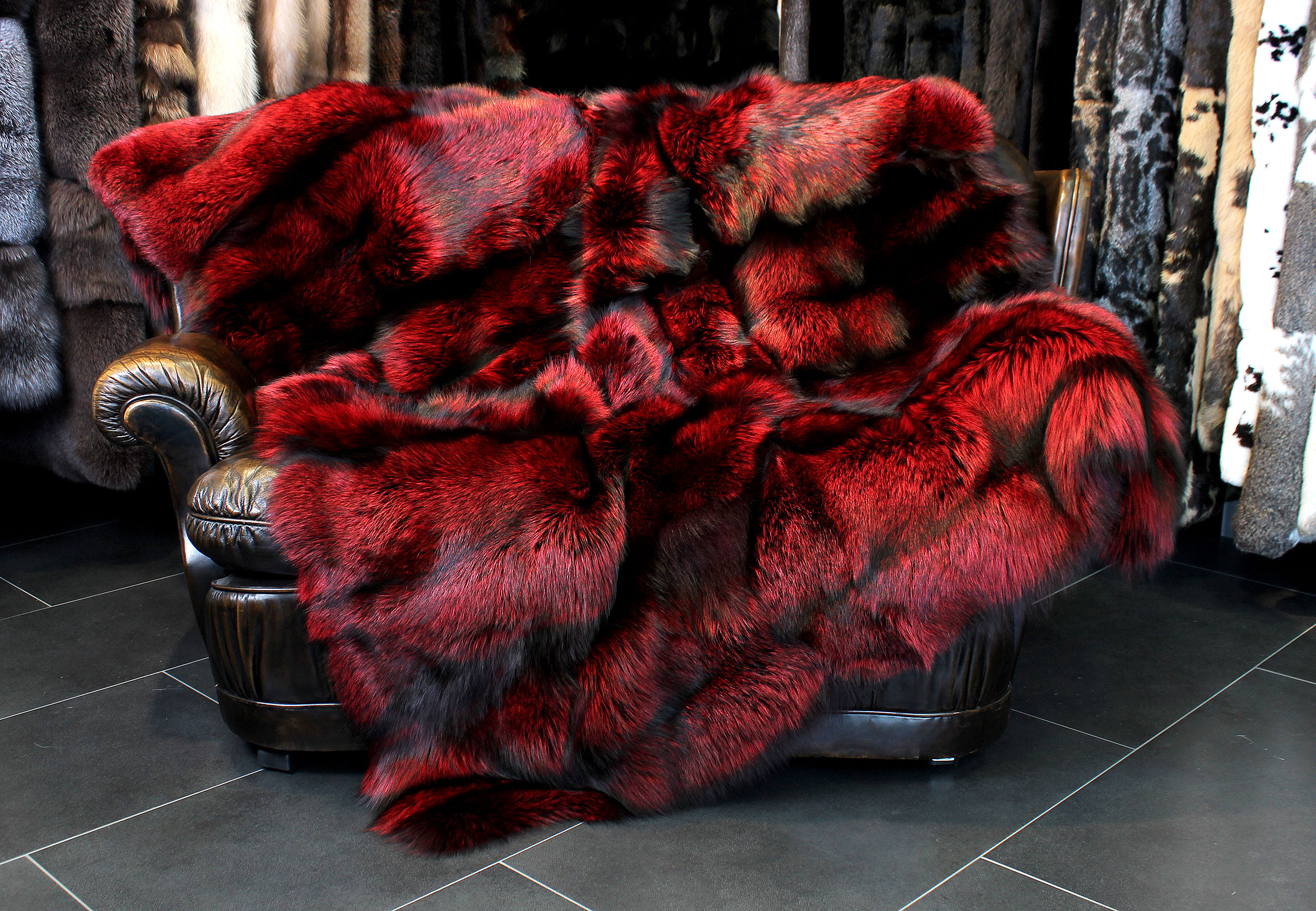 Silverfox Fur Blanket - Ferrari red