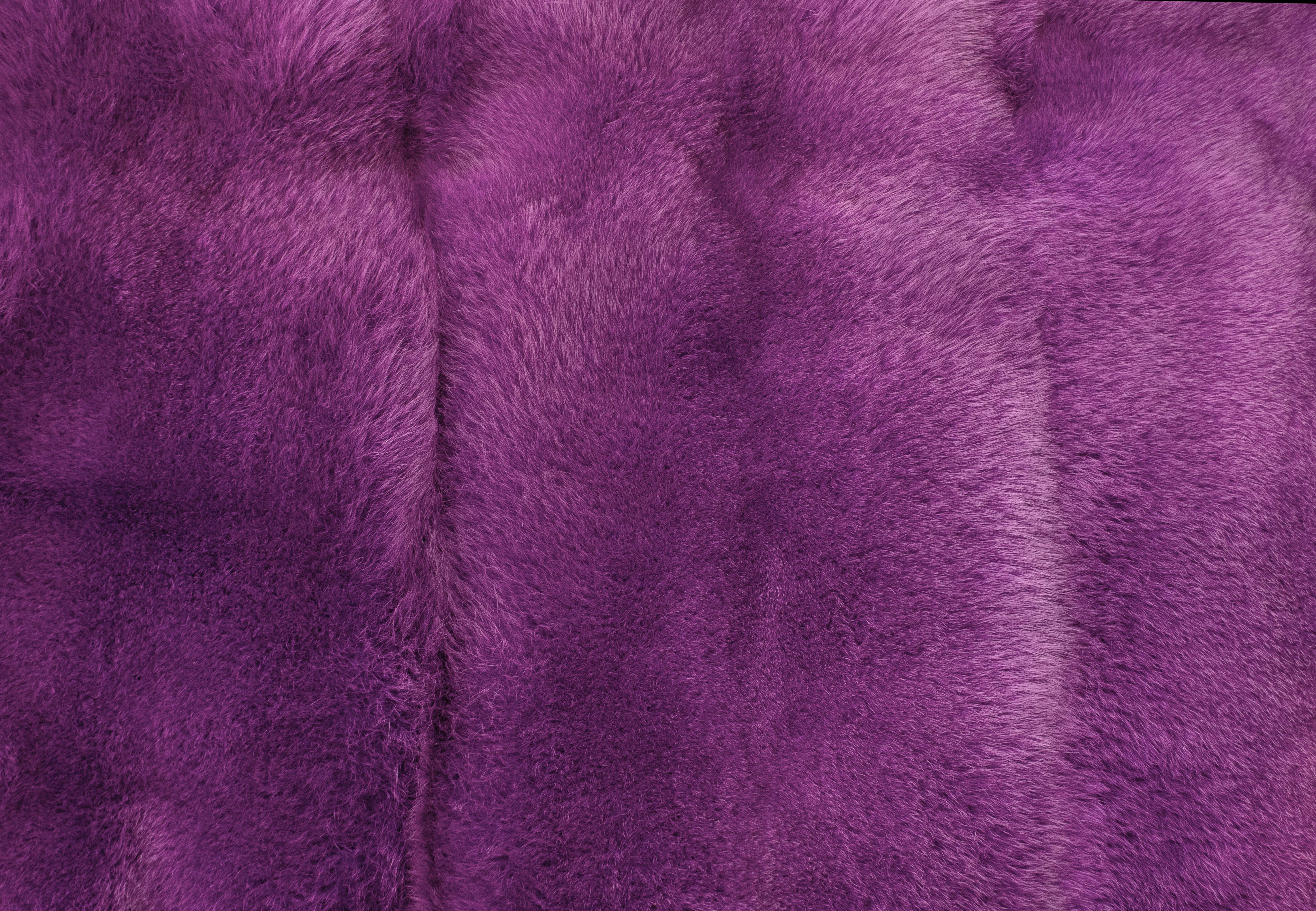 Shadow fox fur carpet in purple