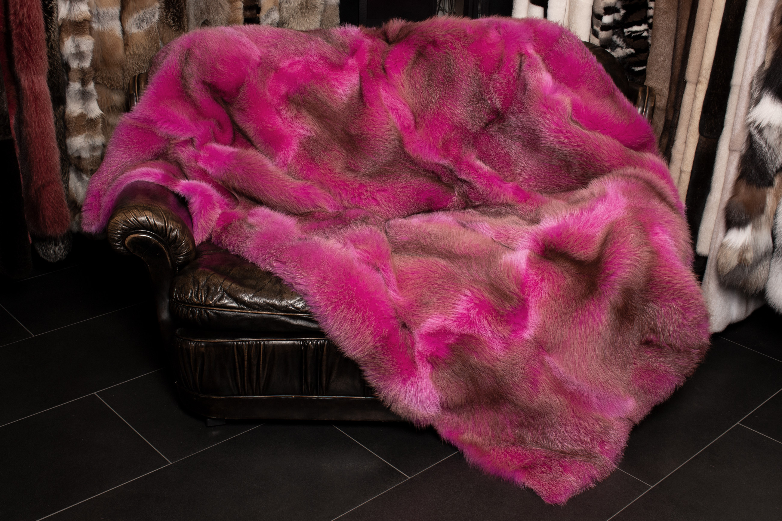 Extravagant Pink Red Fox Real Fur Blanket