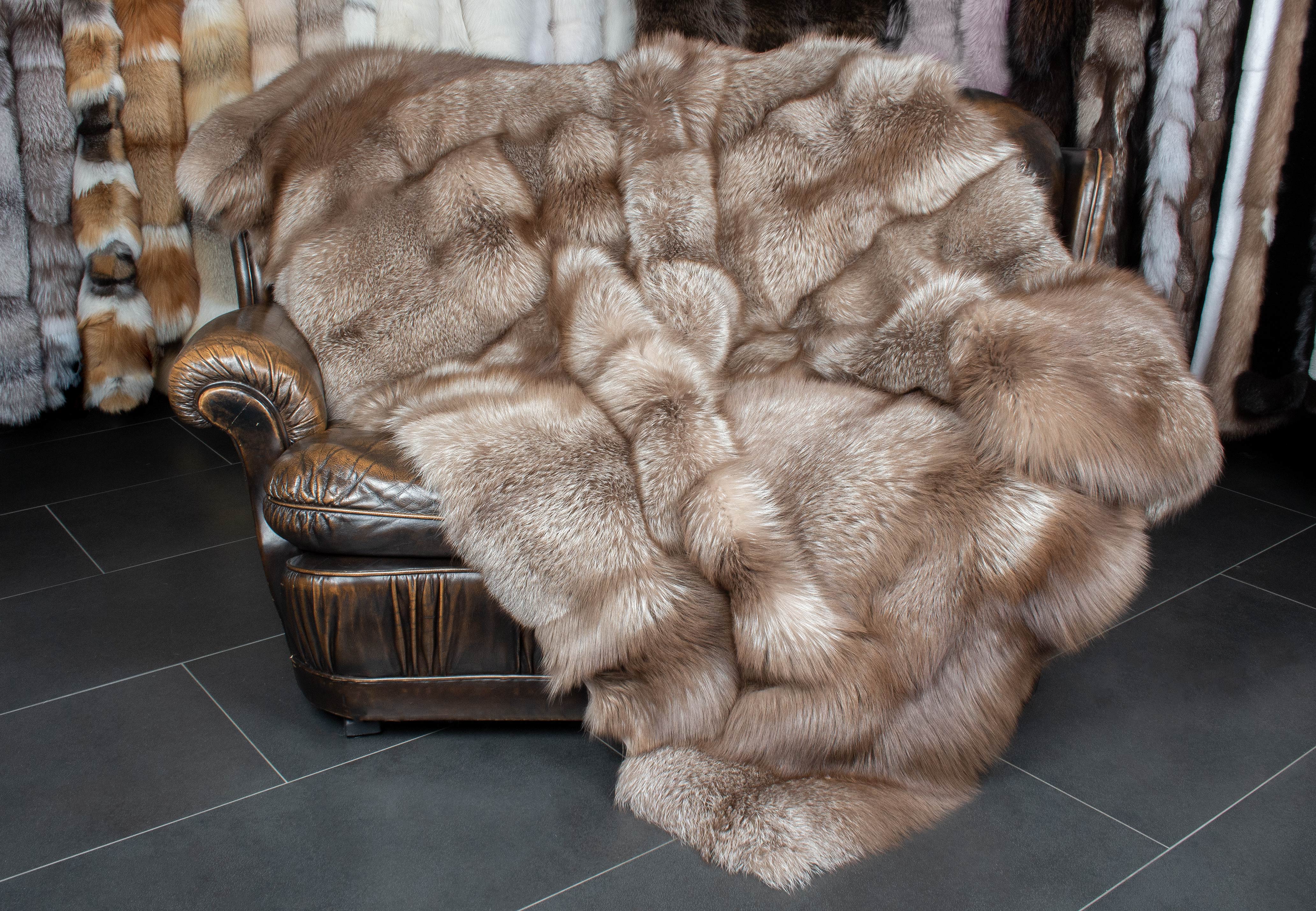 1-4803-Amber-Fuchs-Felldecke-Echtfell-Decke-Natur-Decke Amber Fox Fur Blanket
