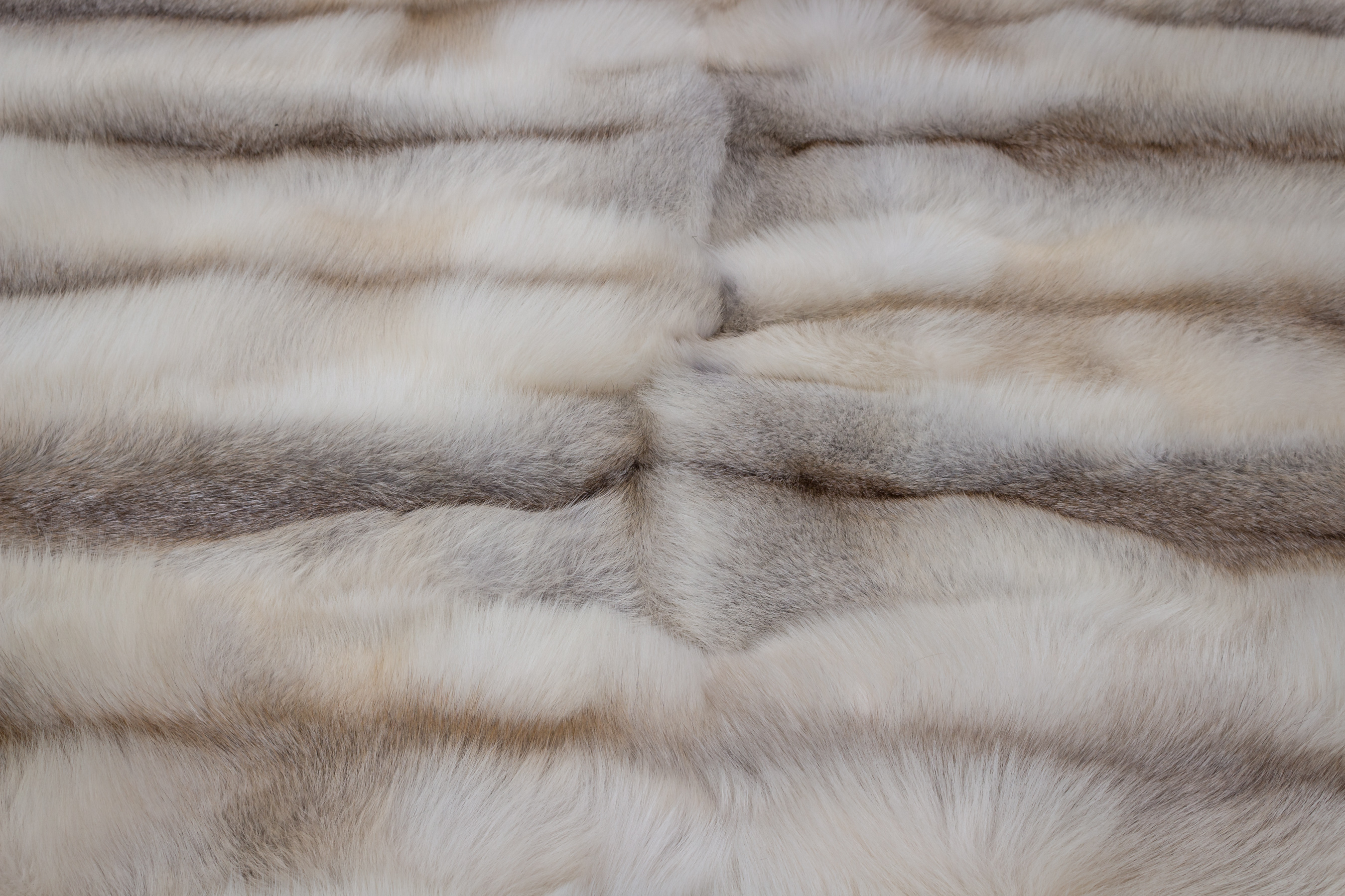 Fawnlight Fox Fur Rug - Round Shape