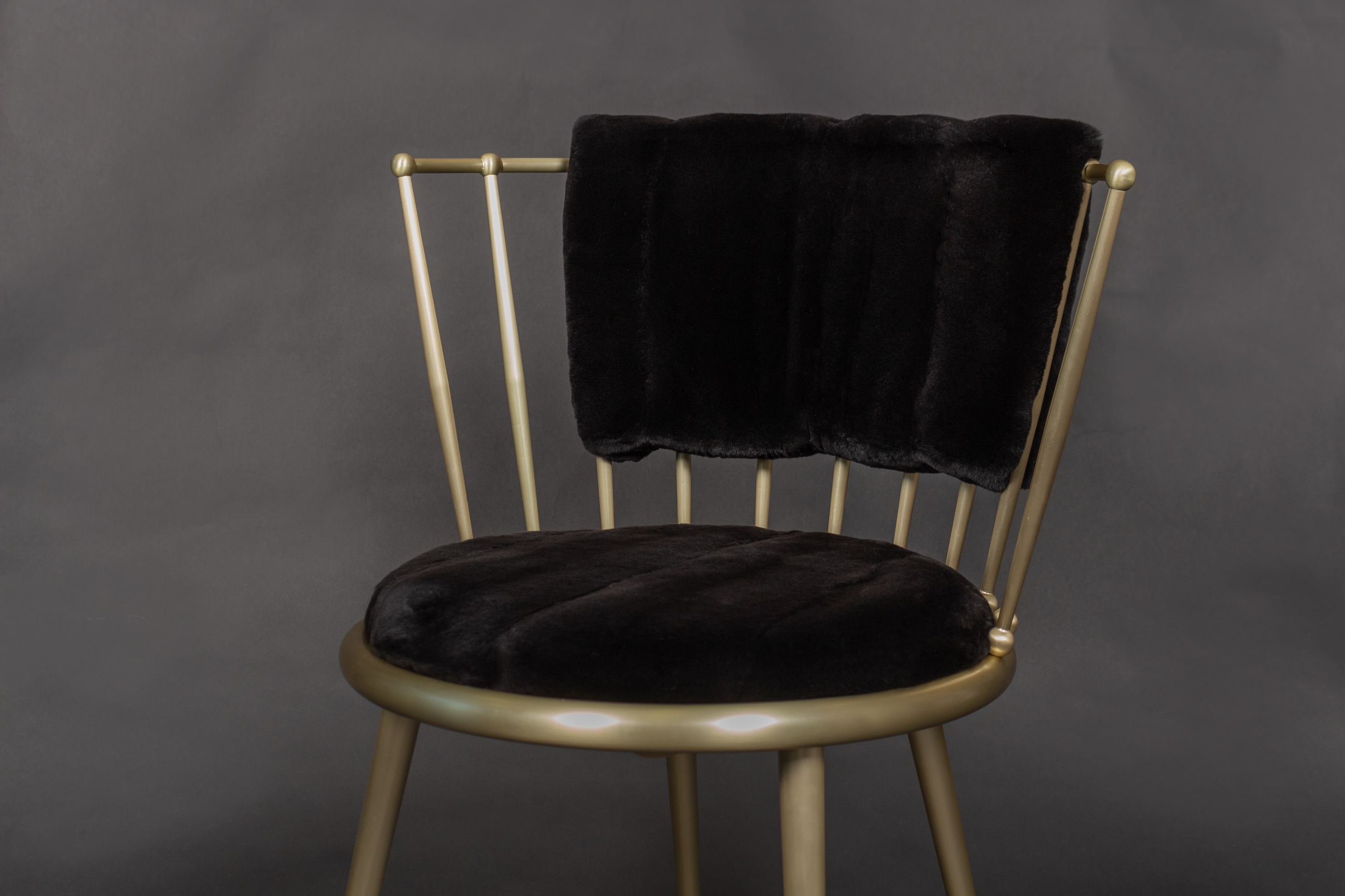2-6936-Gerupfter-Nerz-Stuhl-in-Schwarz-Cantori Plucked Mink Chair in Black - Cantori