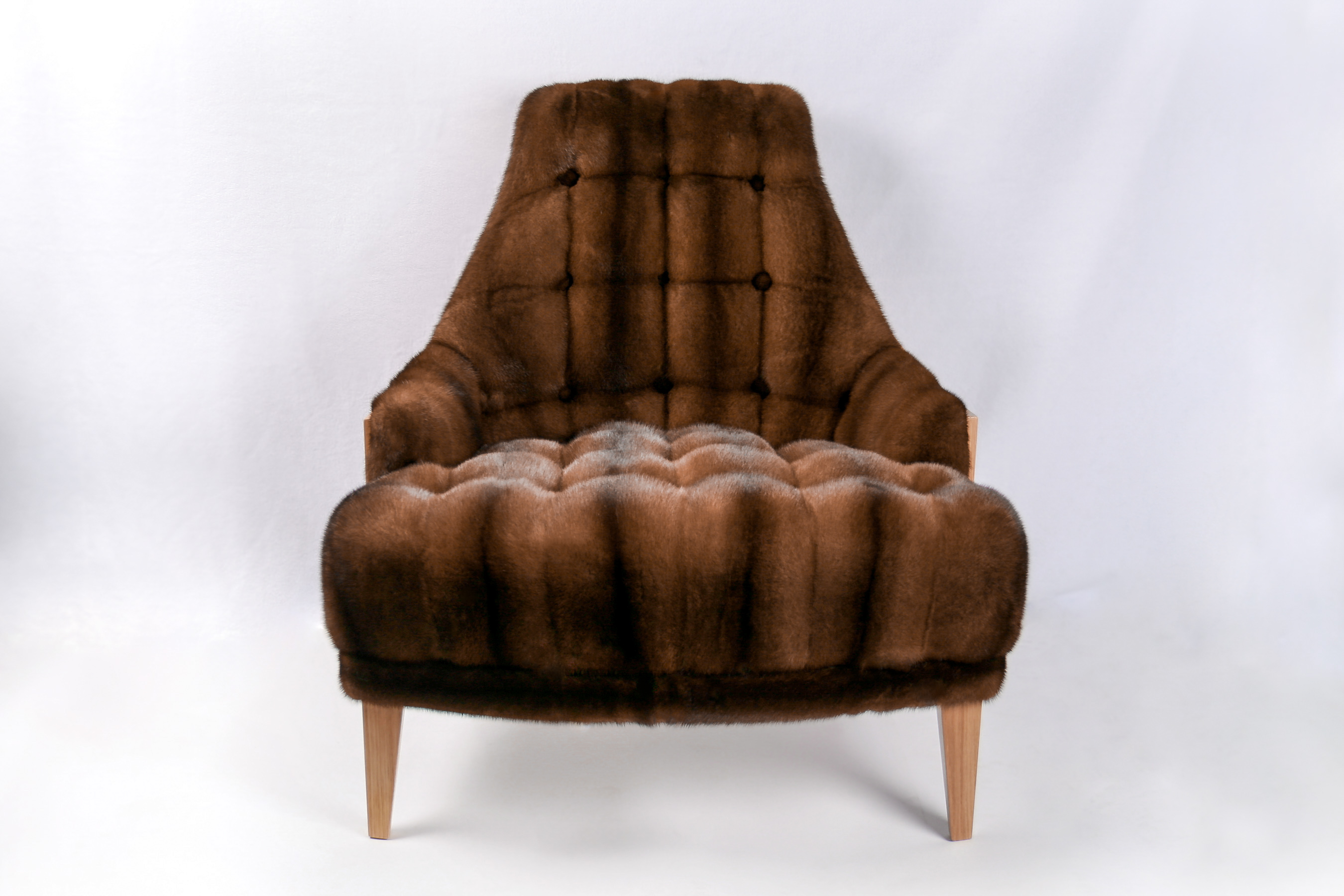 2-1023-Sessel-Nerz-Polster-braun Mink Chair brown Kopenhagen Fur