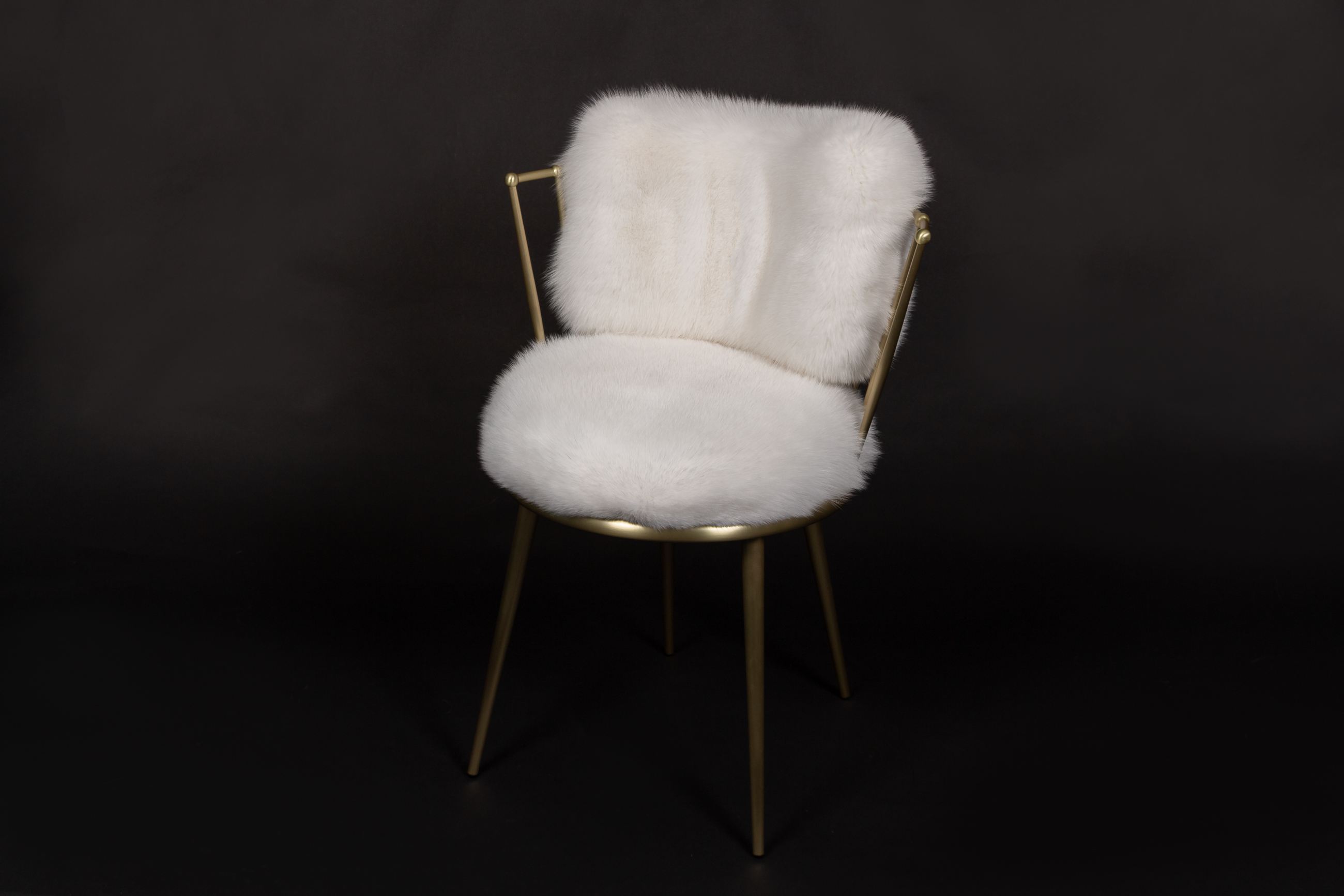 1-7237-Cantori-Stuhl-weissen-Shadowfuchs-Sitzbez-gen-EchtpelzDT1UCqB3lhGbX Elegant Shadow Fox Fur Chair