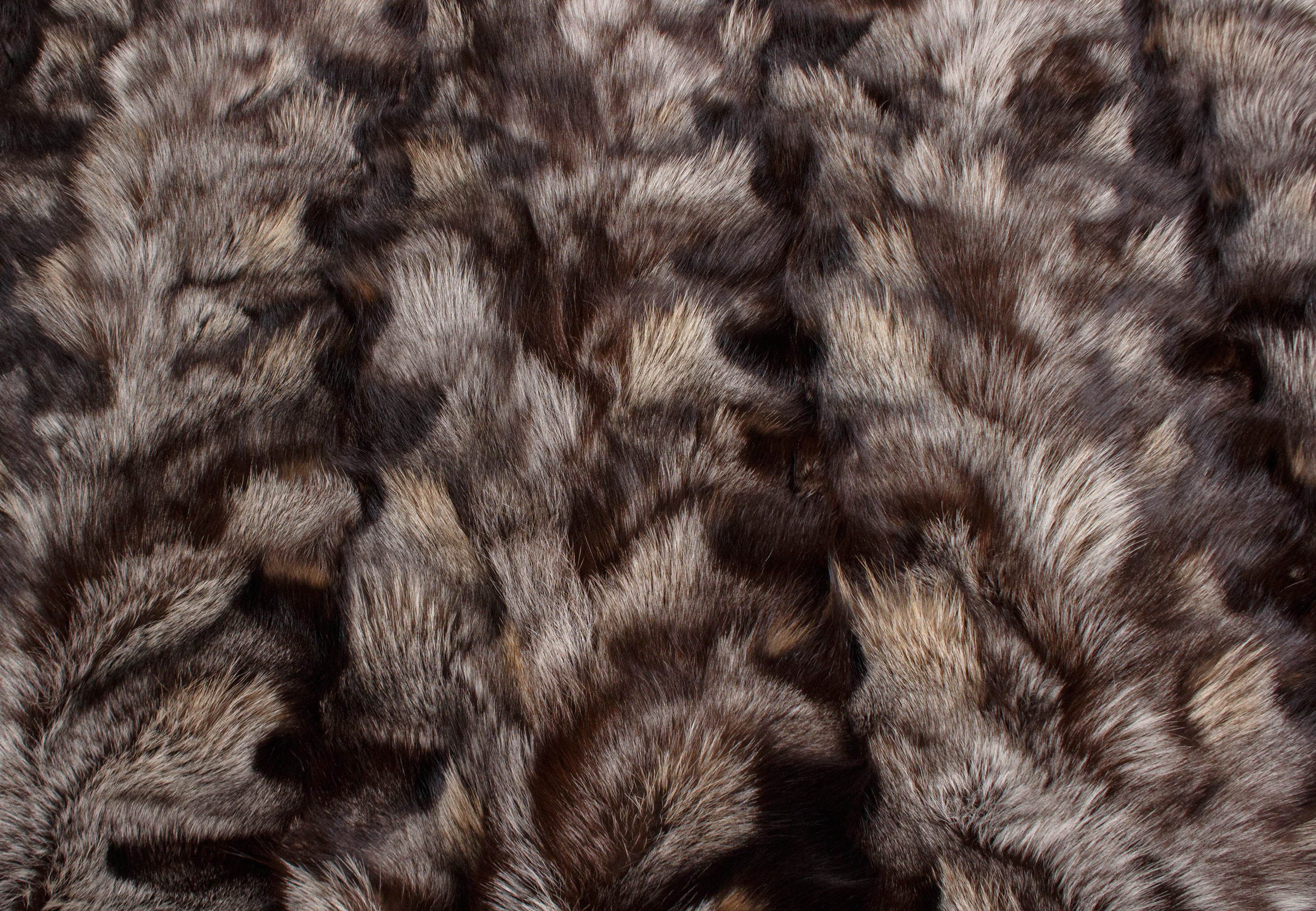 Golden Cross Fox Sides Fur Carpet