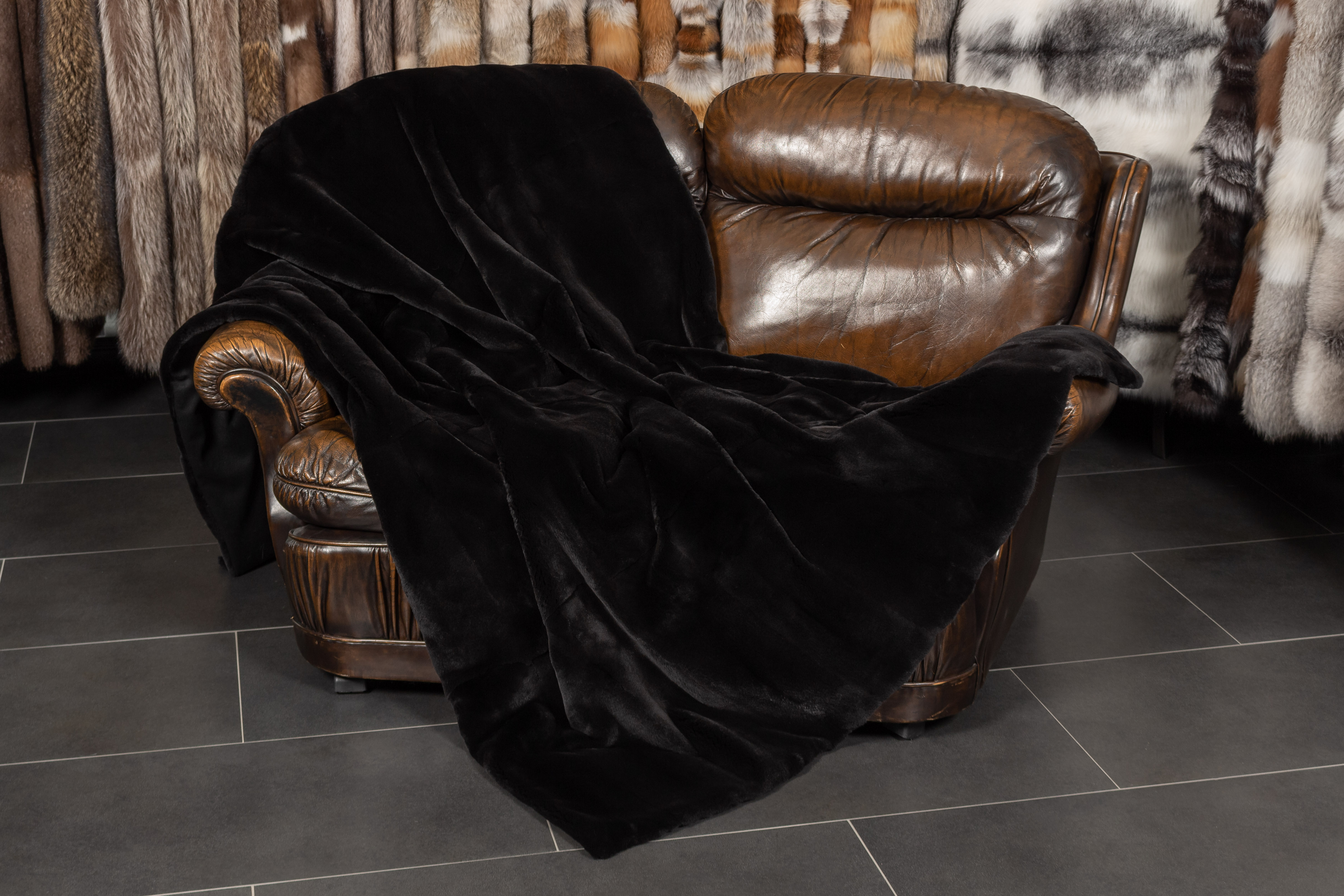 Real Mink Fur Blanket in Black