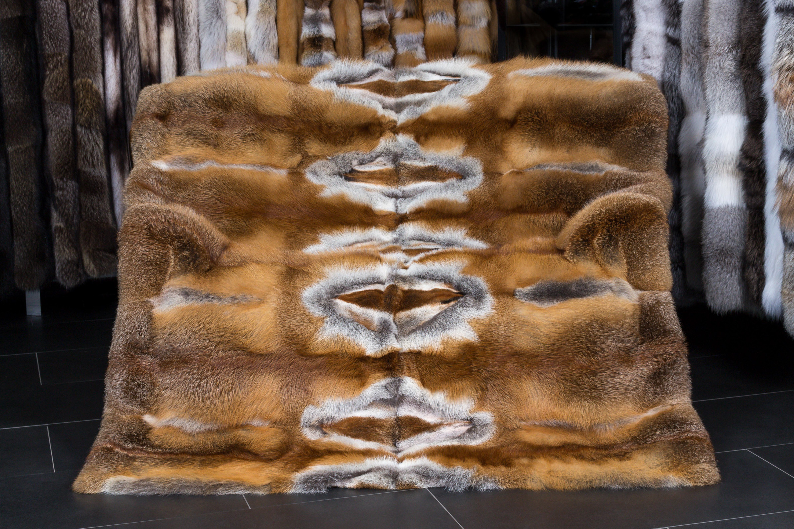 2-516-Rotfuchsdecke-Pelzdecke-deutschen-Rotfuechsen European Red Fox Fur Blanket - basic style