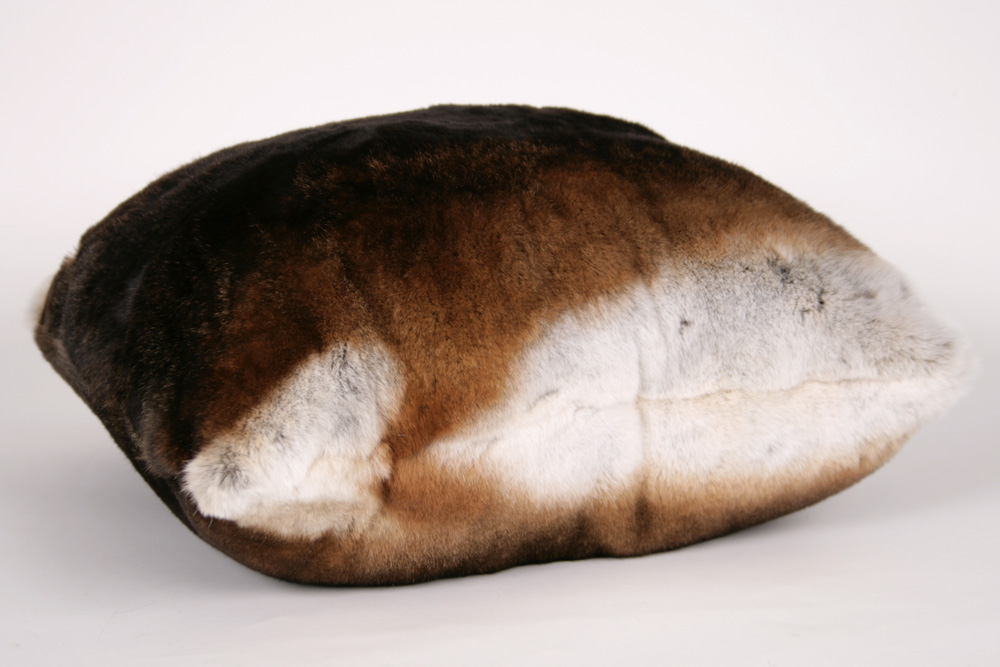 4-126-castorrex-kaninkissen5a27efd0f22e9 Rex Rabbit Fur Pillow - Real Fur
