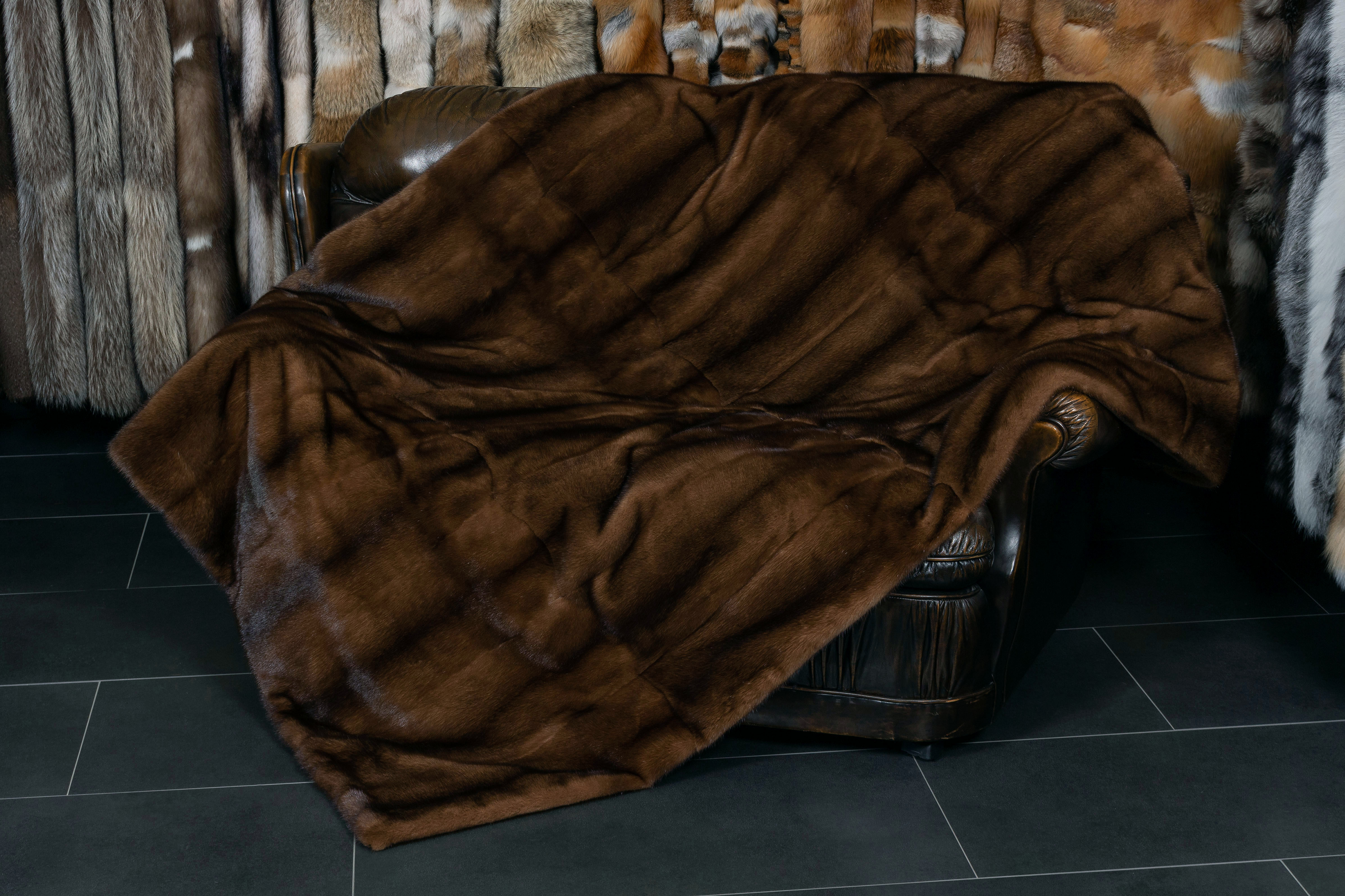 Glow Mink Blanket - Real Fur