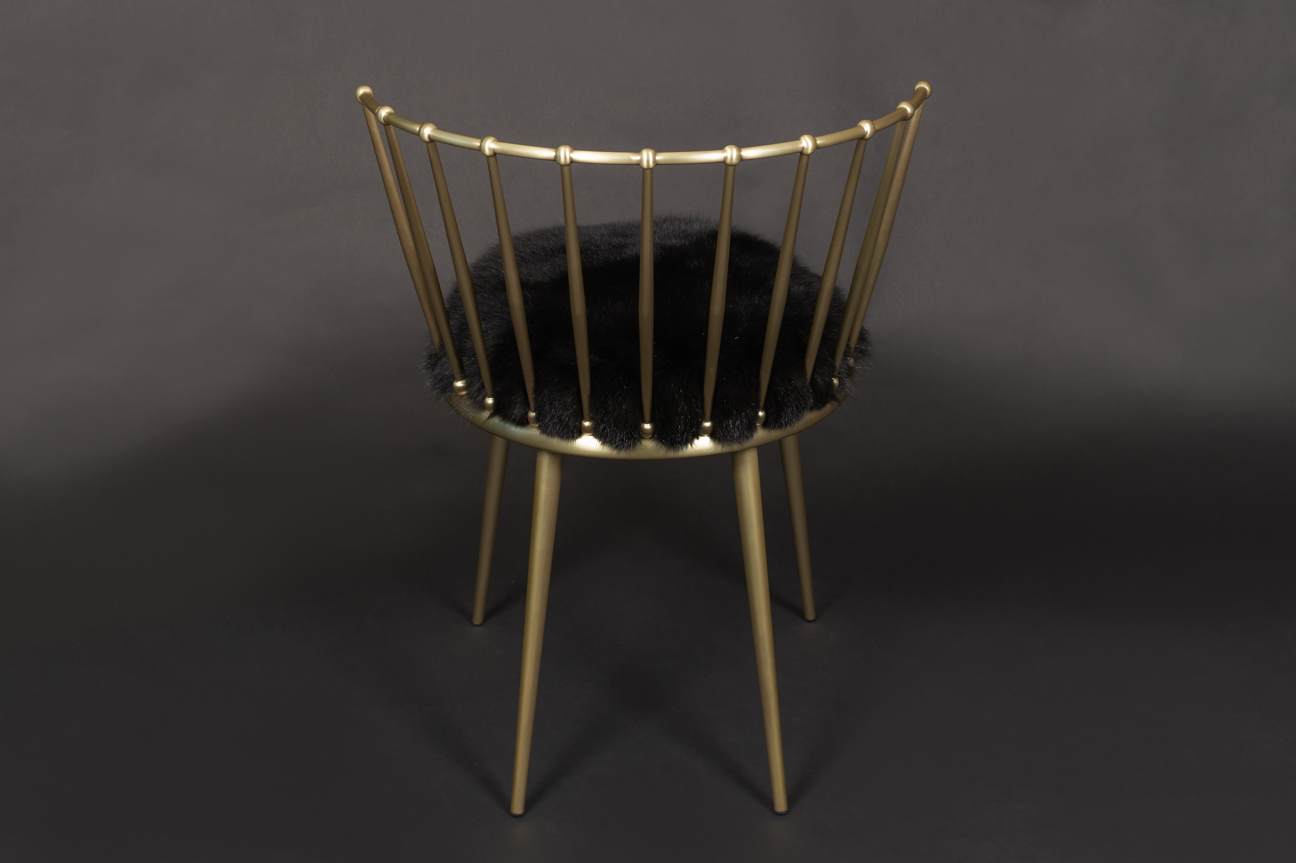 Cantori Chair with Shadow Fox in Black