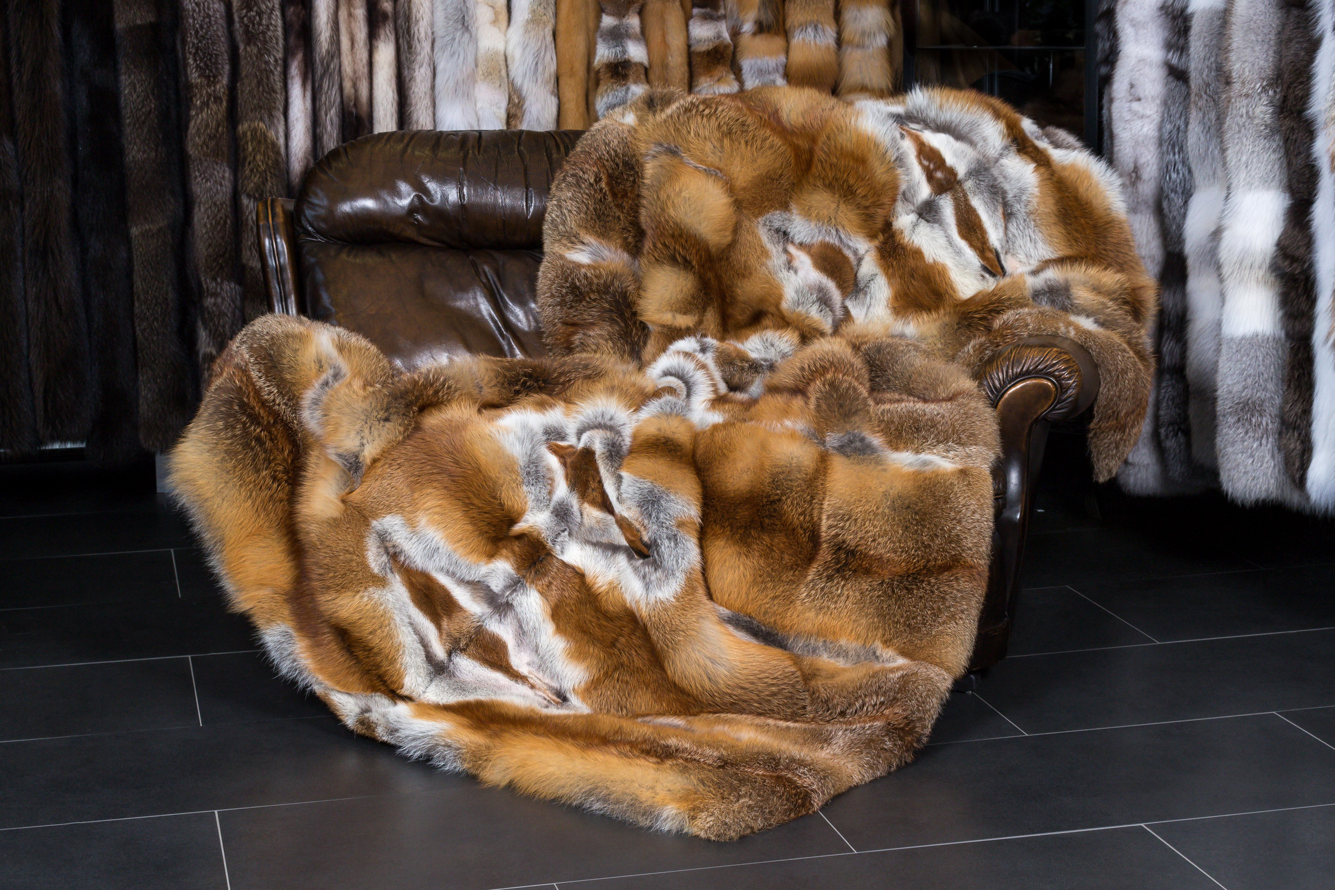 4-516-Rotfuchsdecke-Pelzdecke-deutschen-Rotfuechsen European Red Fox Fur Blanket - basic style