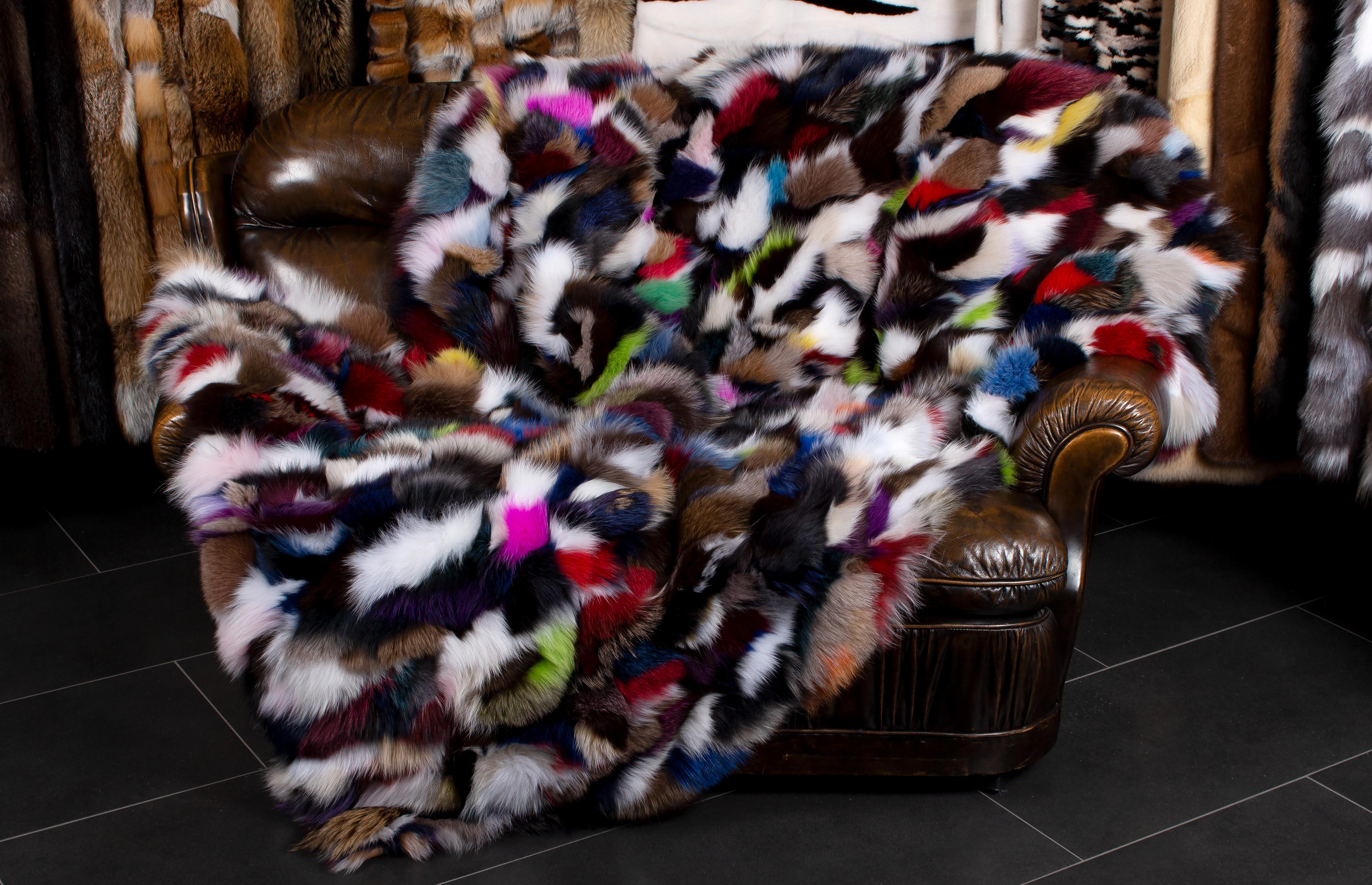 1-1480-Multicolor-Pelz-Decke-Fuchsseiten-Lars-Paustian Multicolor Fur Blanket from Blue Fox Pieces