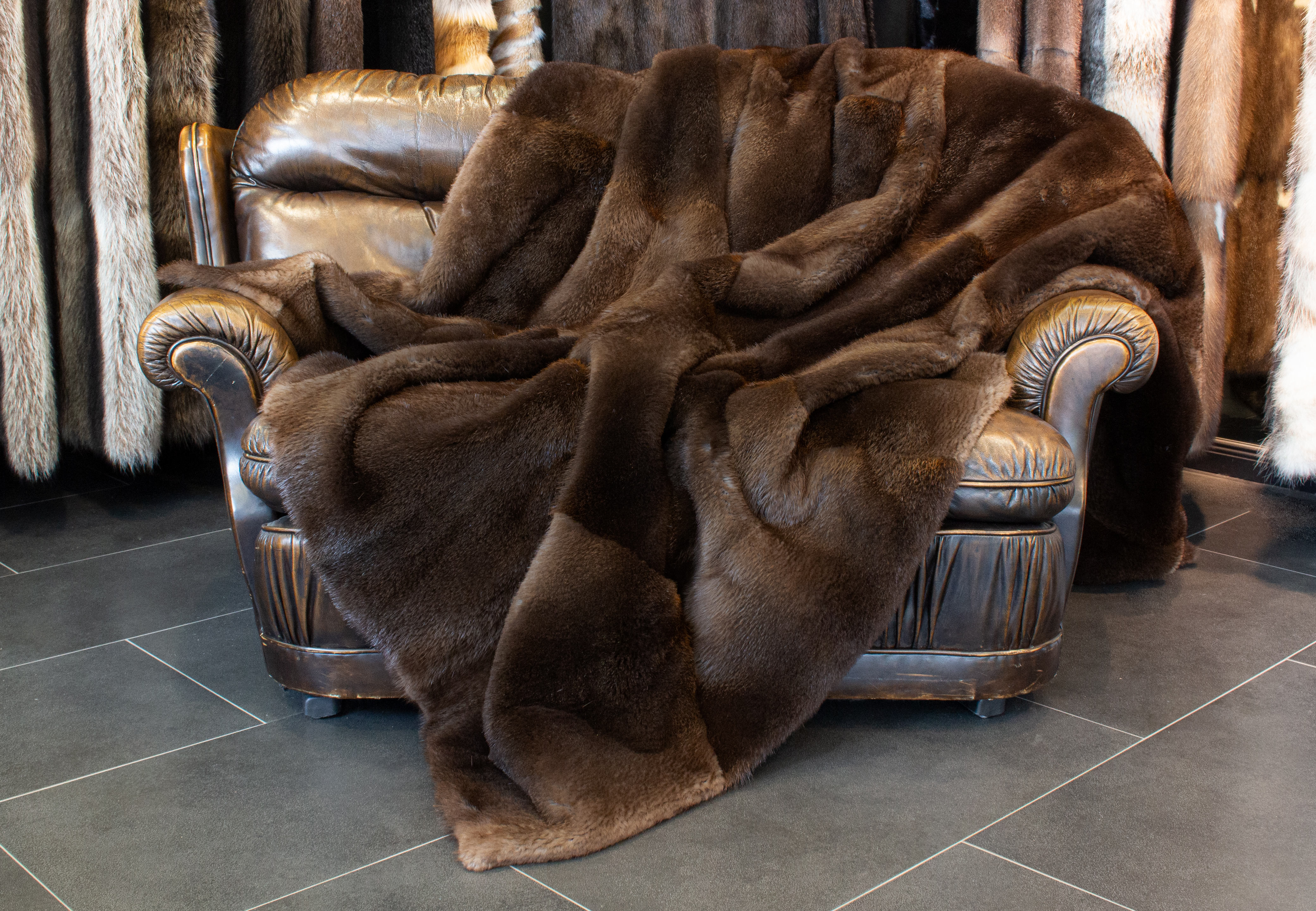 1-3222-Grosse-Kanadische-Biber-Felldecke-XXL Large Canadian Beaver Fur Blanket XXL