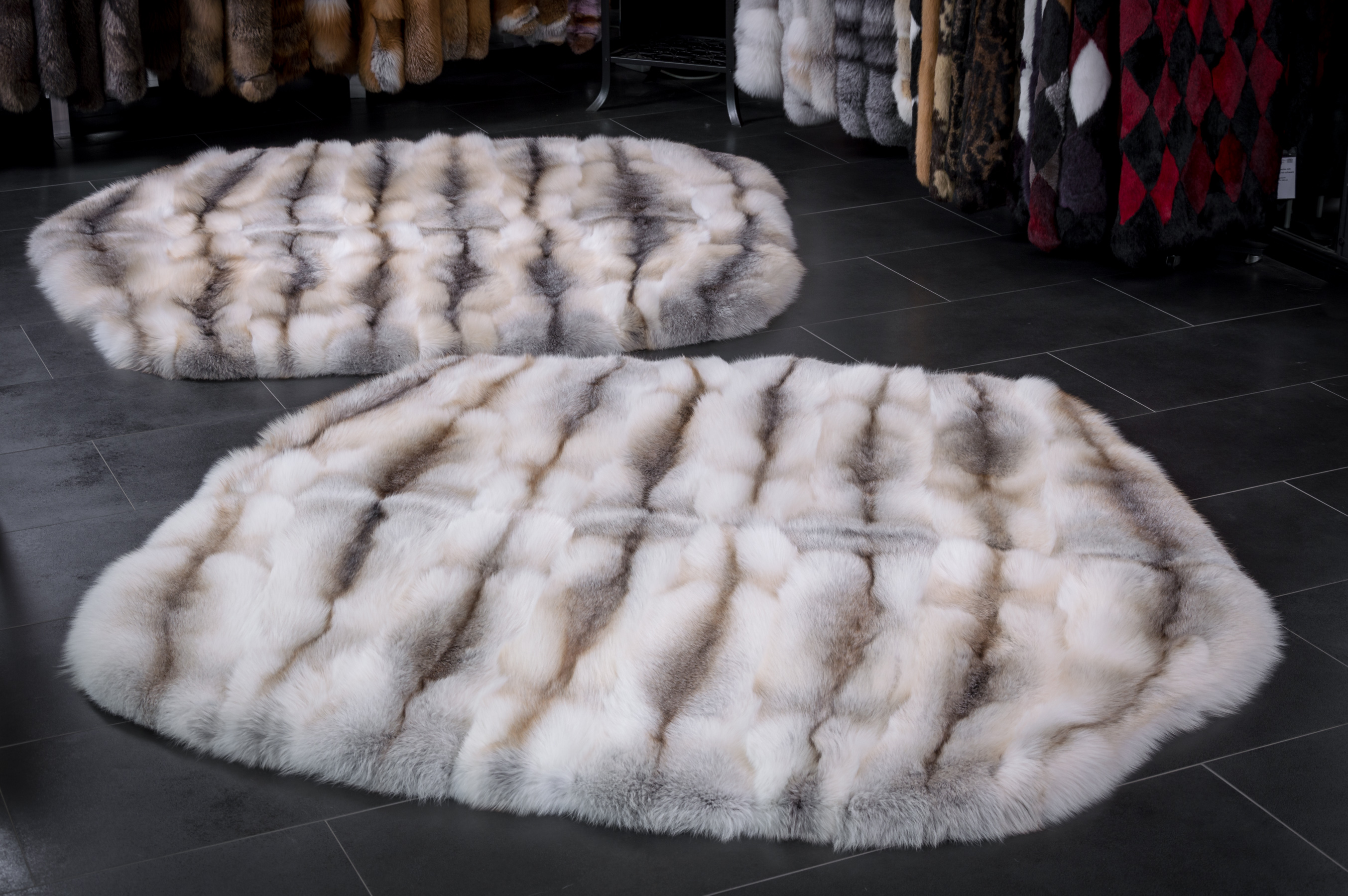 Fawnlight Fox Fur Rug - Round Shape