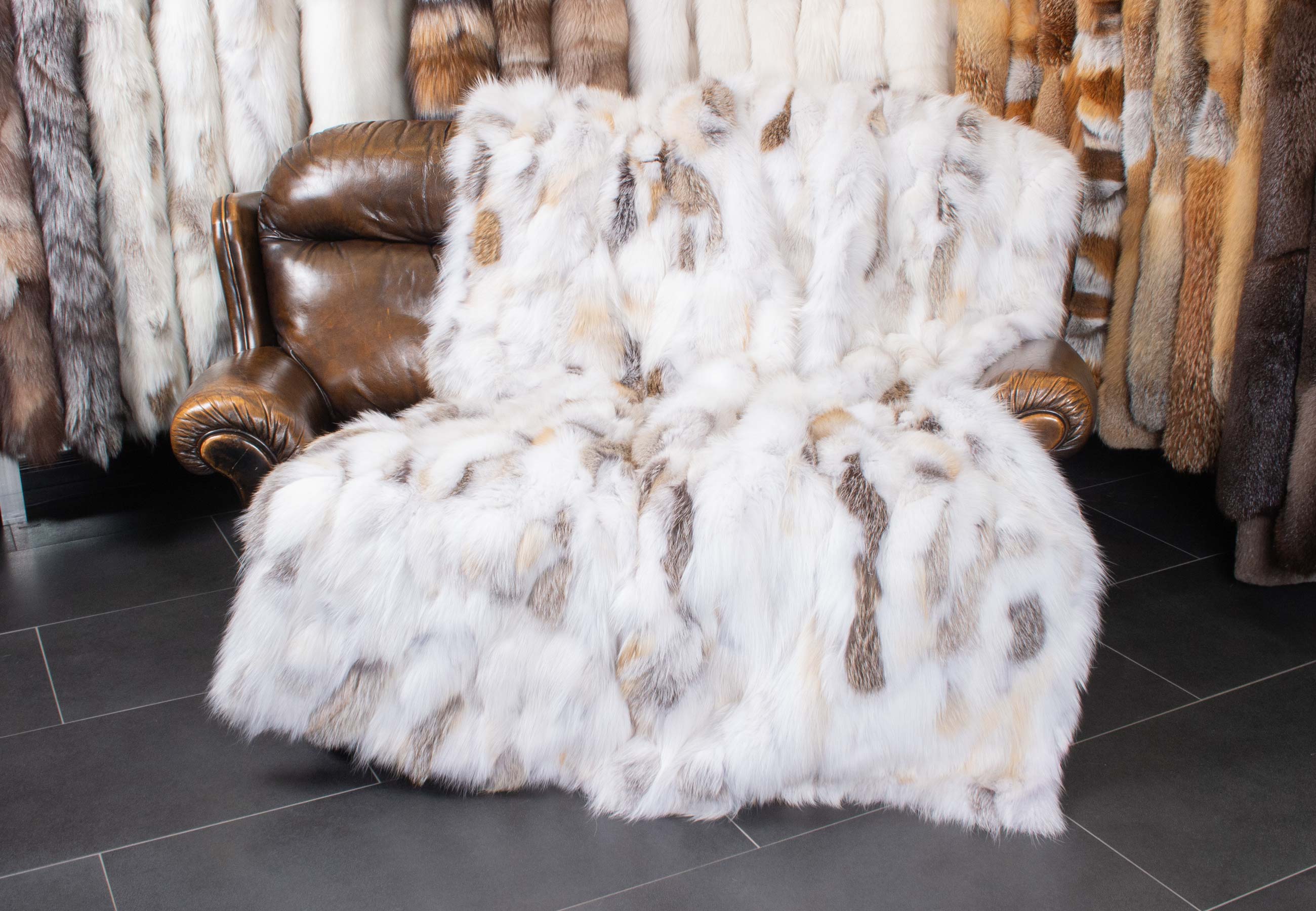 Fawnlight Fox Sides Fur Blanket