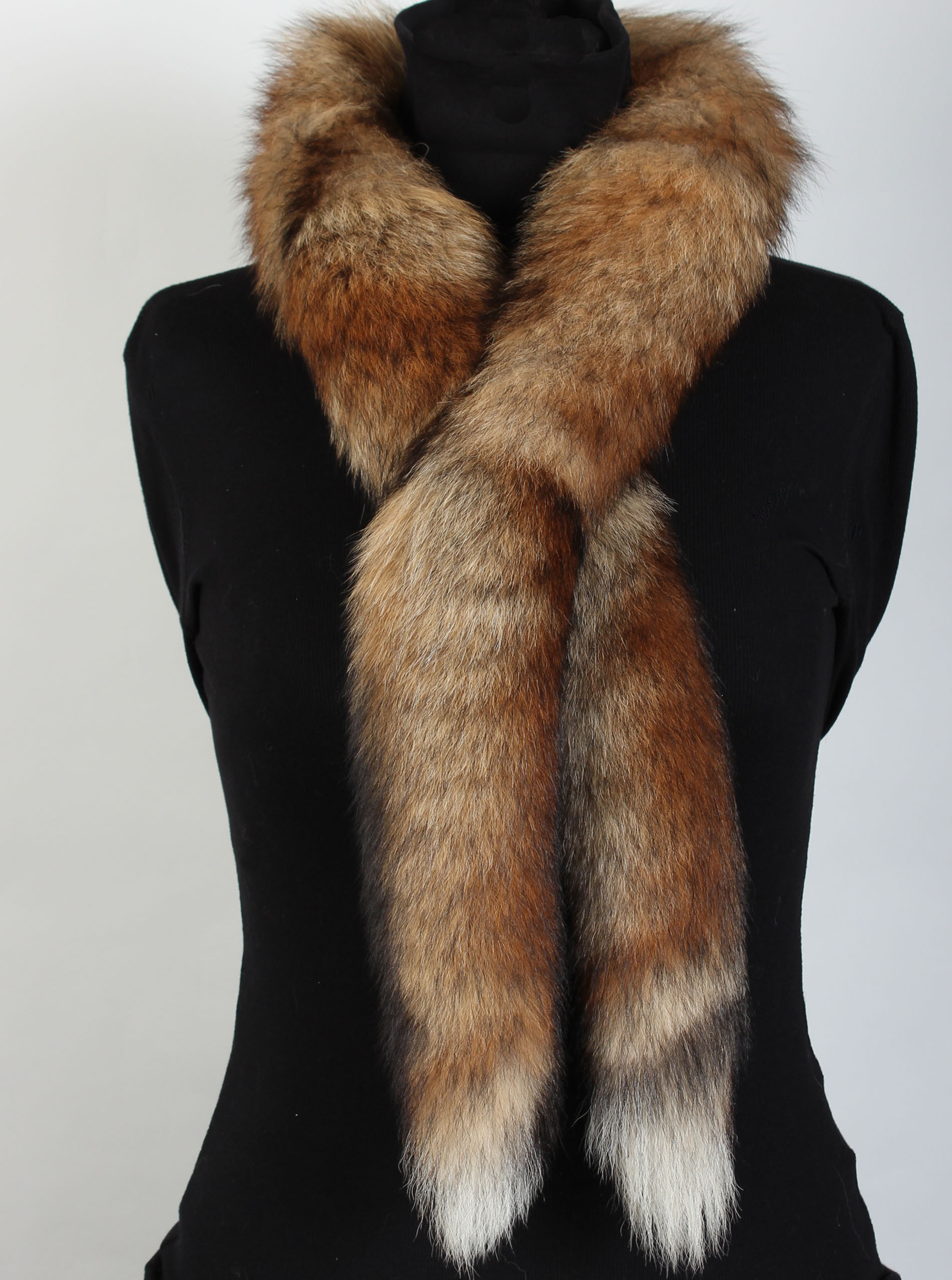 1-European-Red-Fox-Fur-boa European red foxes fur boa