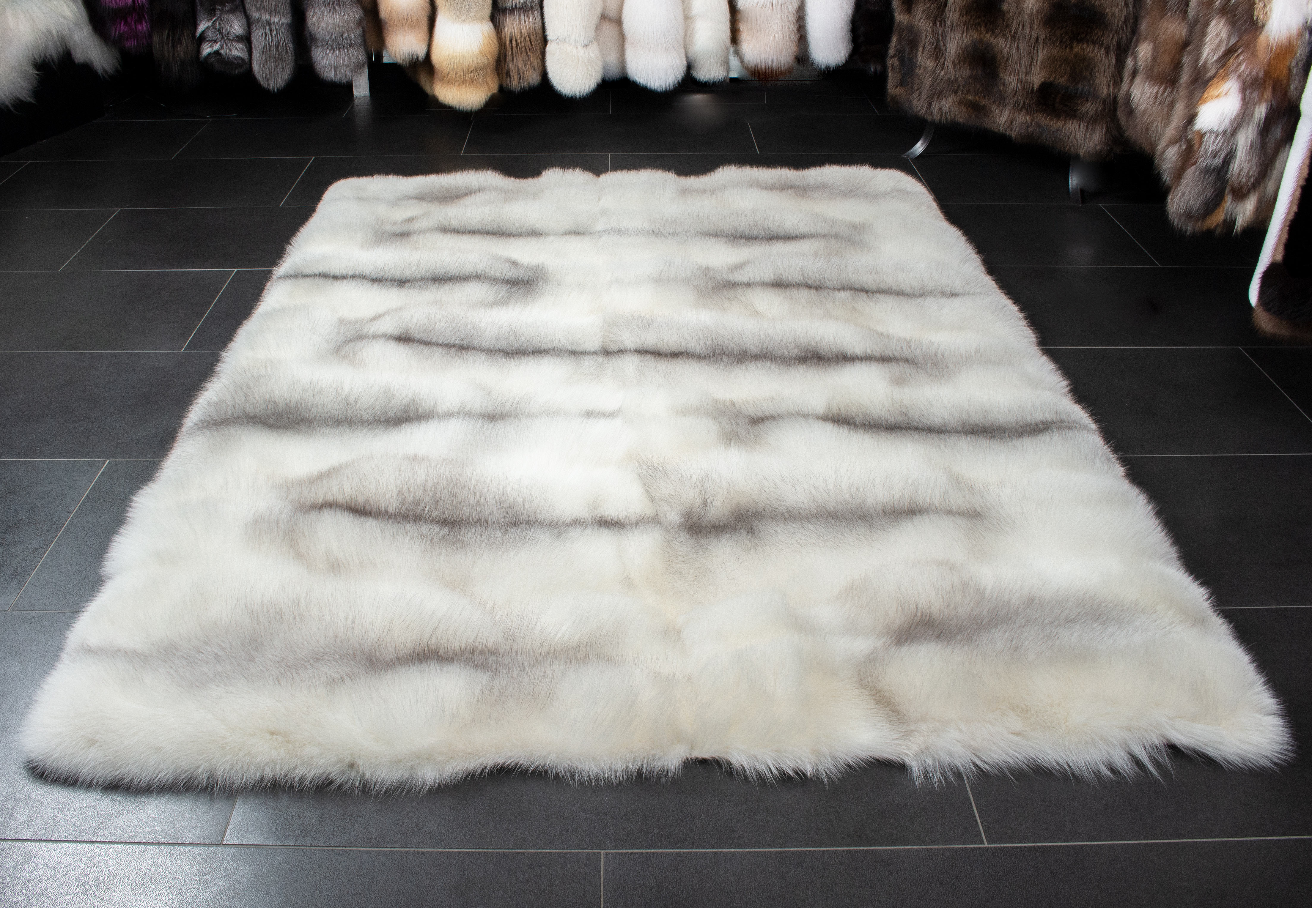 Arctic Marble Frost Fox Fur Rug