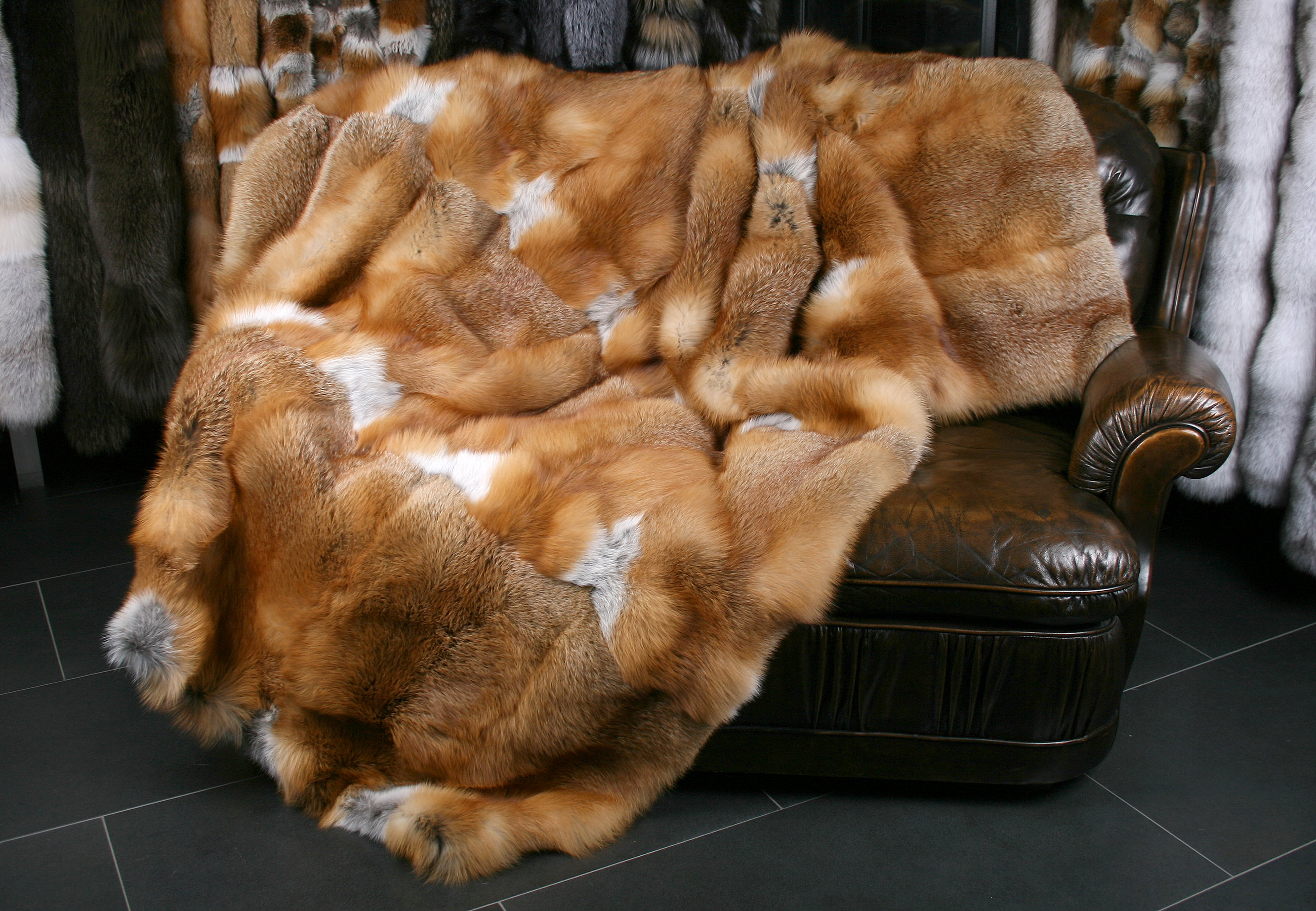 Canadian Red Fox fur blanket natural (Fur Harvesters)