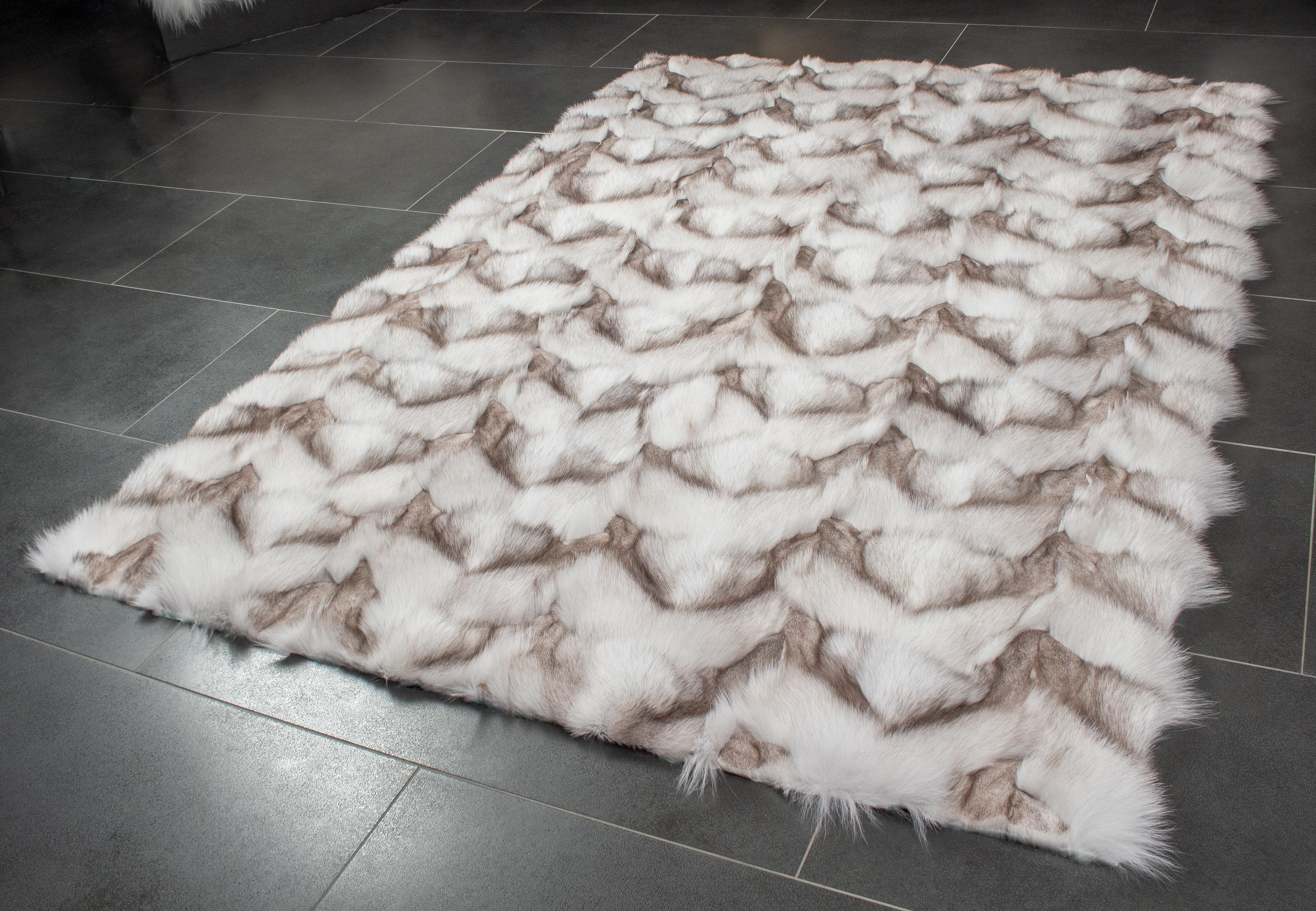 Natural Blue Fox Sides Fur Carpet