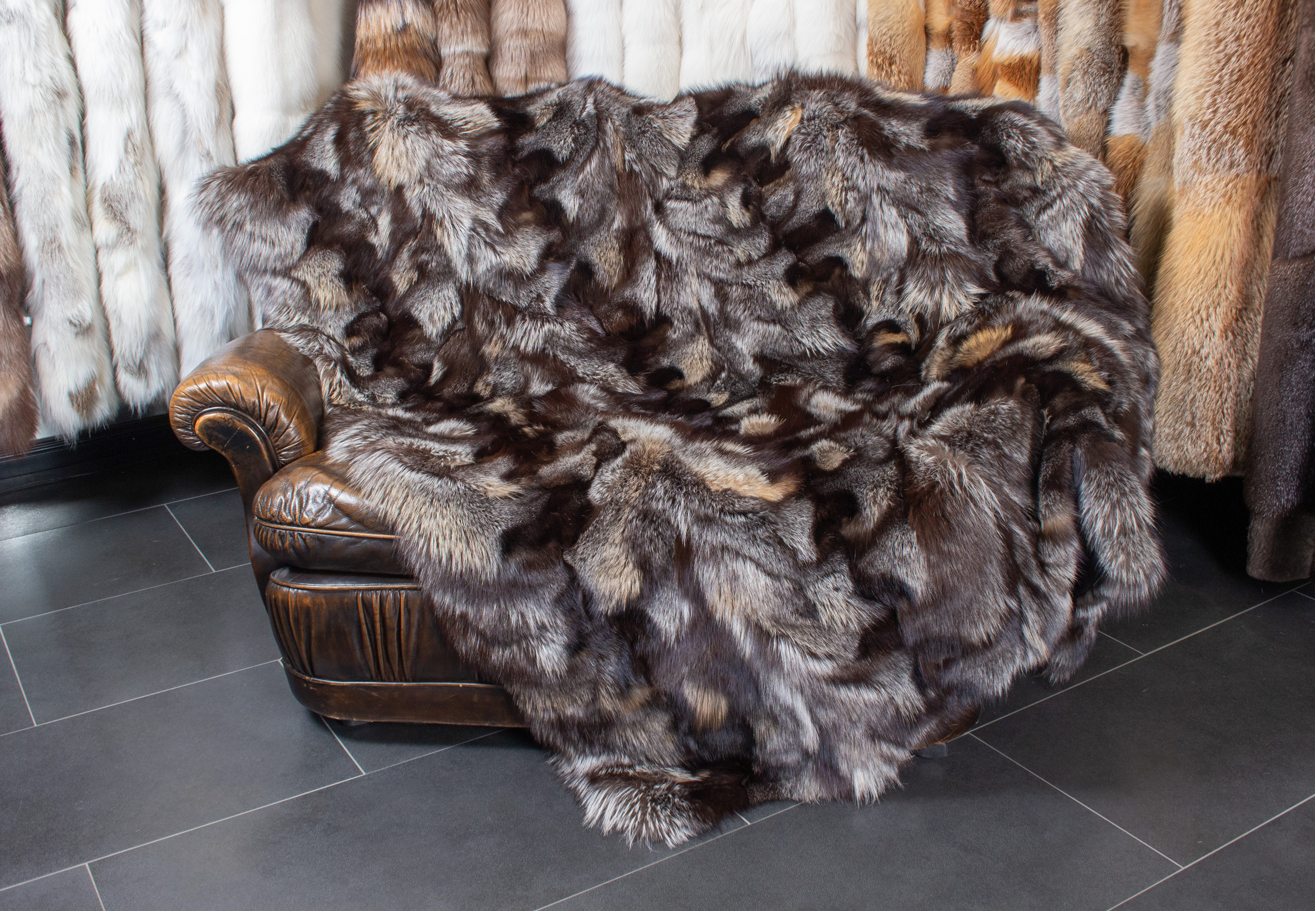 Cozy Cross Fox Patch Fur Blanket