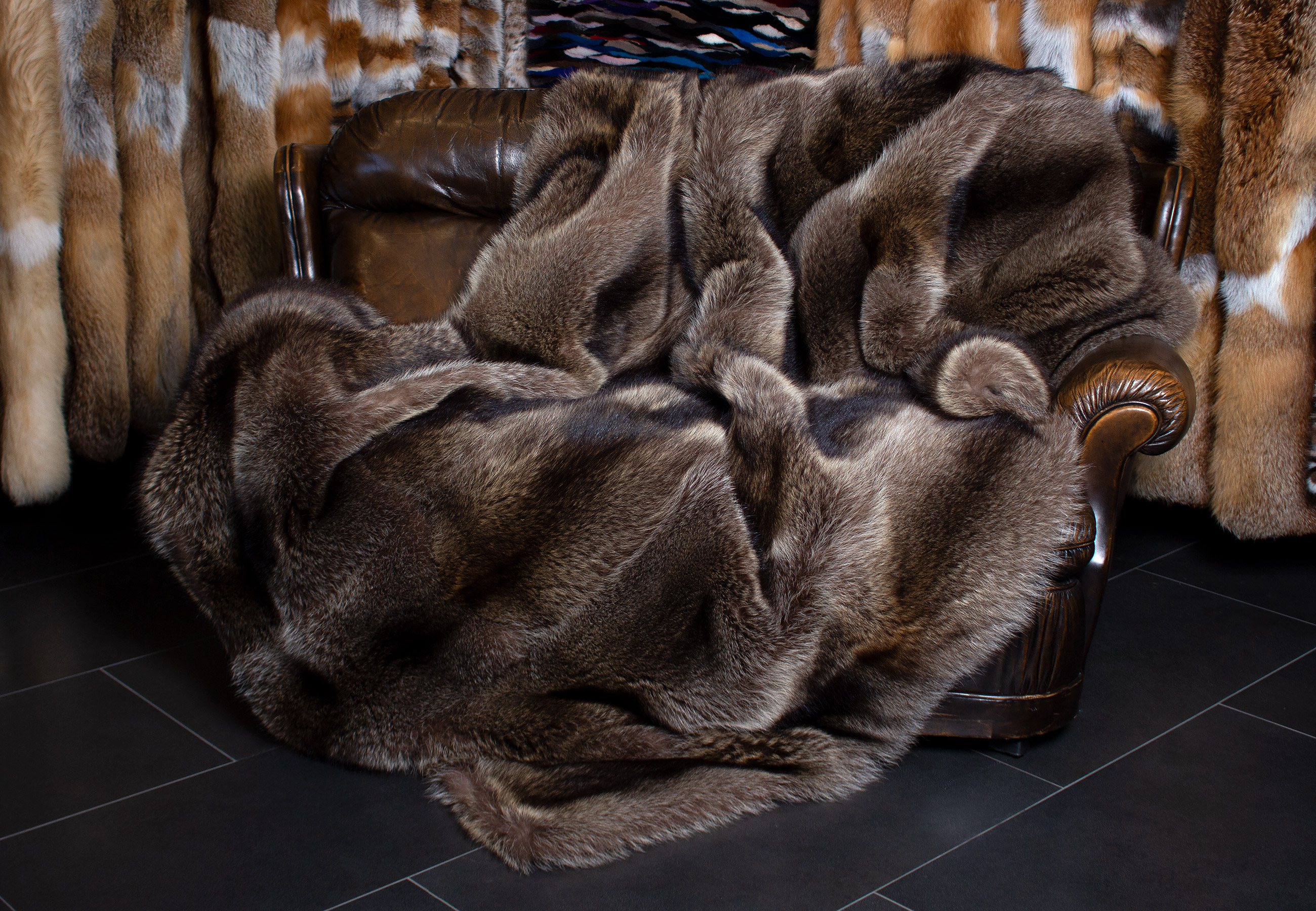 Real Fur Blankets and Fur Throws from Fox fur, Beaver fur etc.