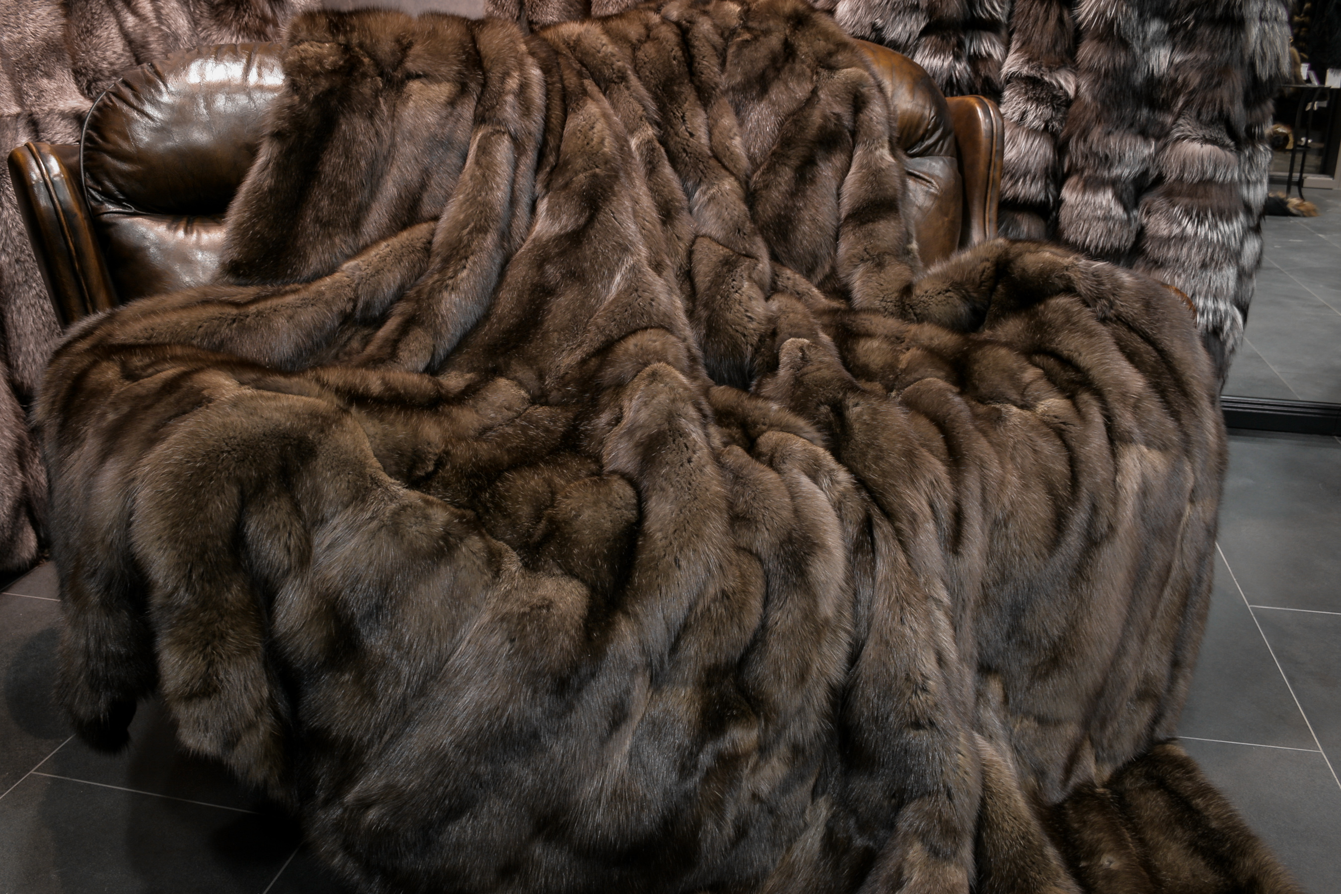 03-591-Zobel-Felldecke-Bargusin-Zobeln-Pelzdecke Russian Sable Fur Blanket