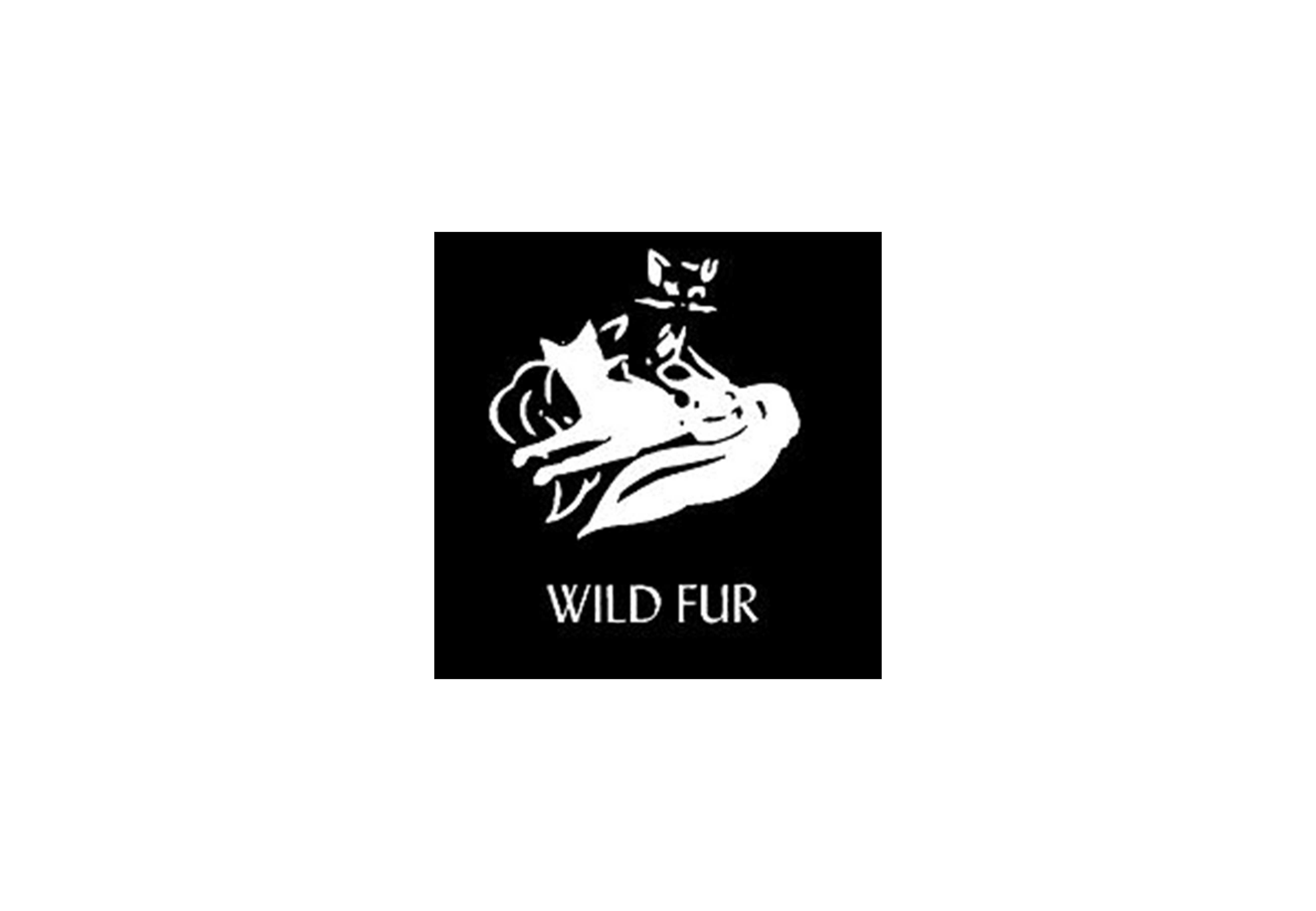 Wild-Fur-Label-Lars-Paustian Wine Chiller made of Canadian Beaver Fur in brown