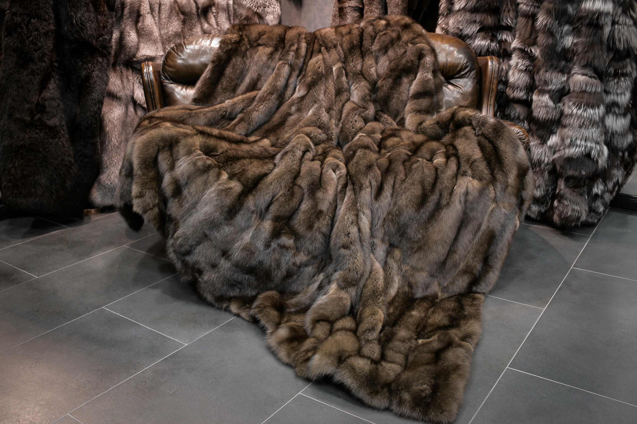 01-591-Zobel-Felldecke-Bargusin-Zobeln-Pelzdecke Russian Sable Fur Blanket