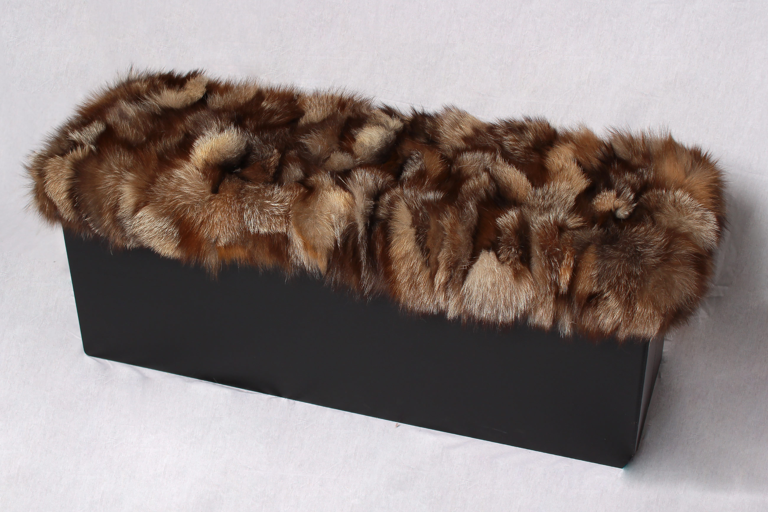 Special Sitting Cube with Silver Fox Fur