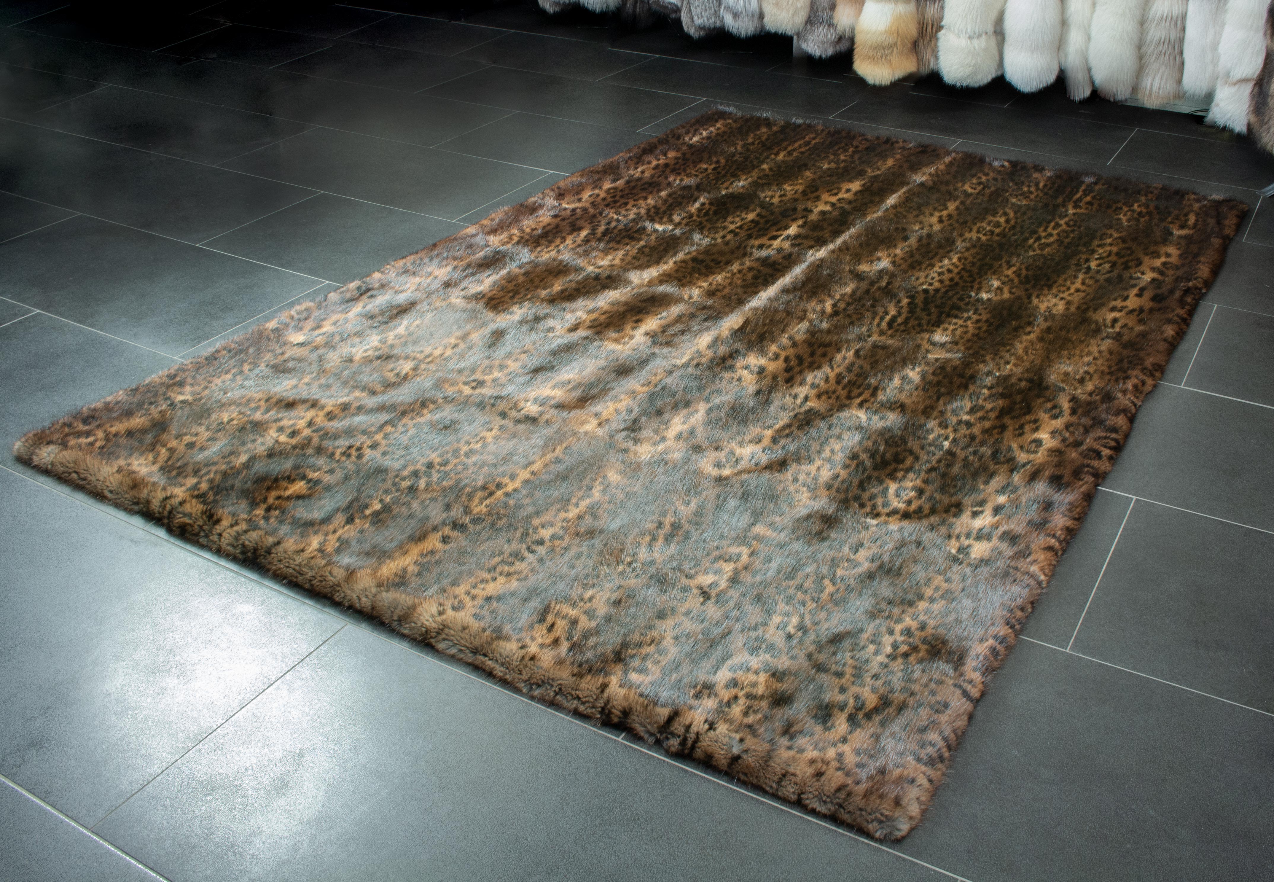 Real Muskrat Fur Rug with special prints