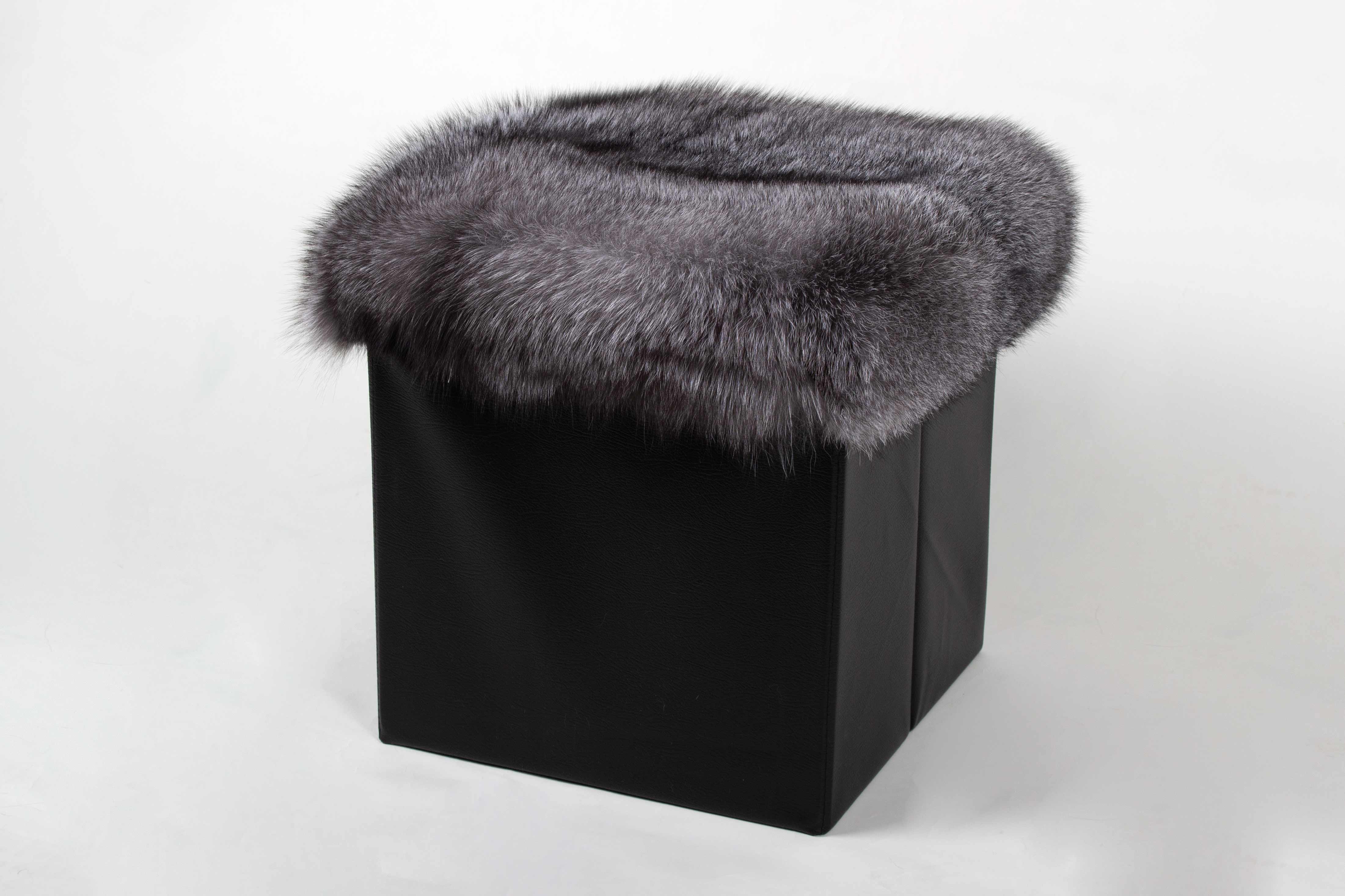 Blue Frost Fox Cube Real Fur