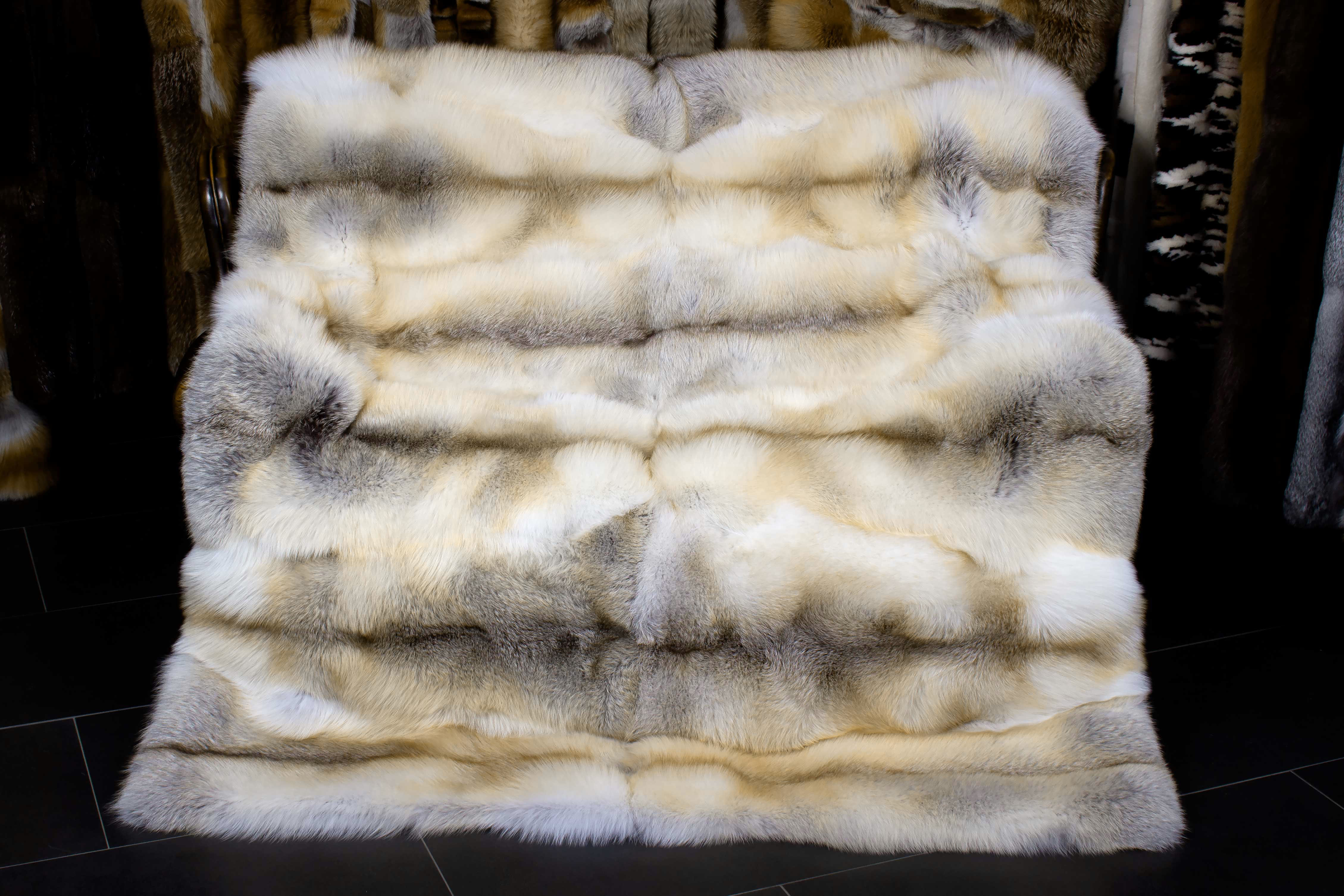 Caramel colored Fur Blanket made of Fawnlight Fox