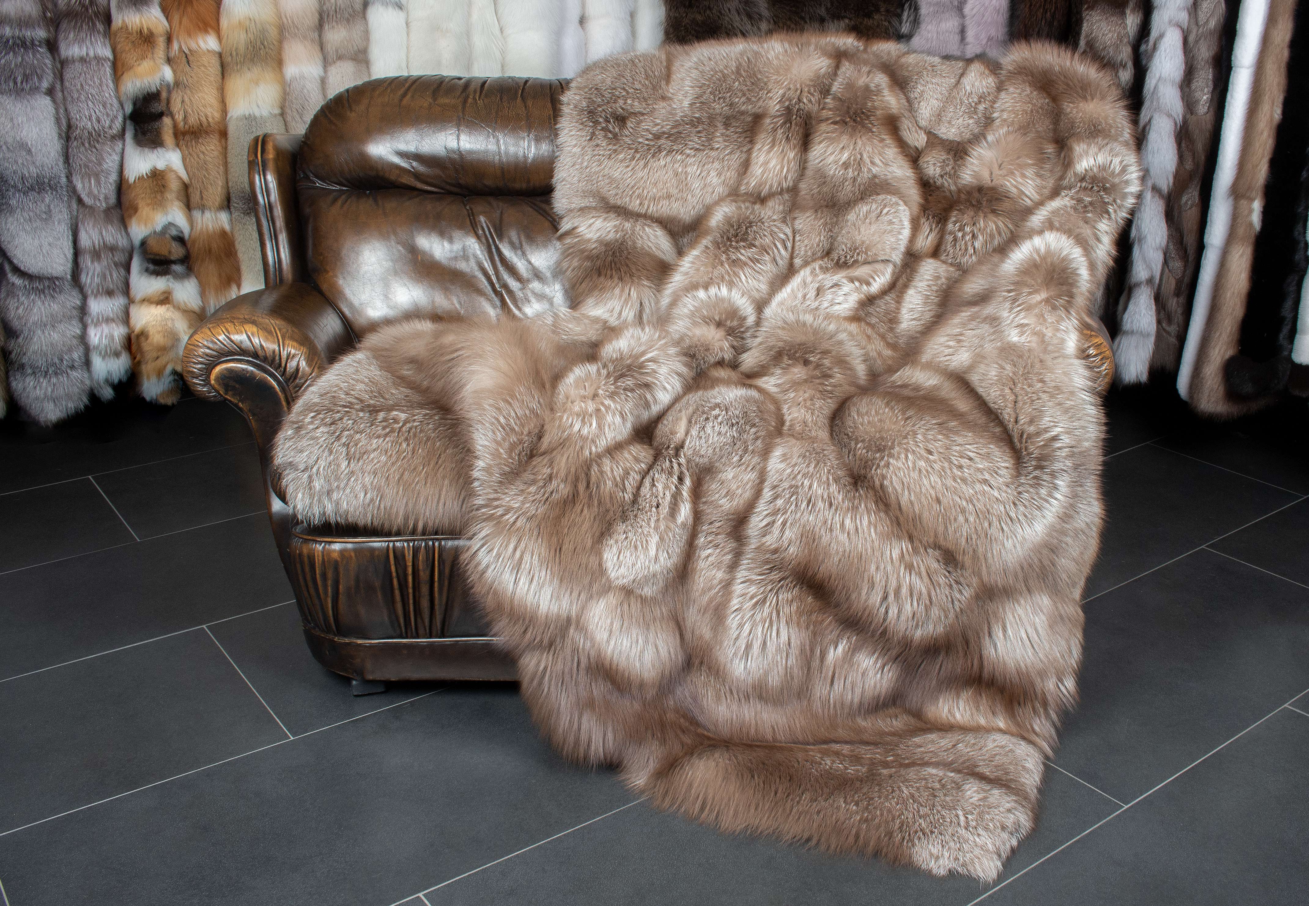 3-4803-Amber-Fuchs-Felldecke-Echtfell-Decke-Natur-Decke Amber Fox Fur Blanket