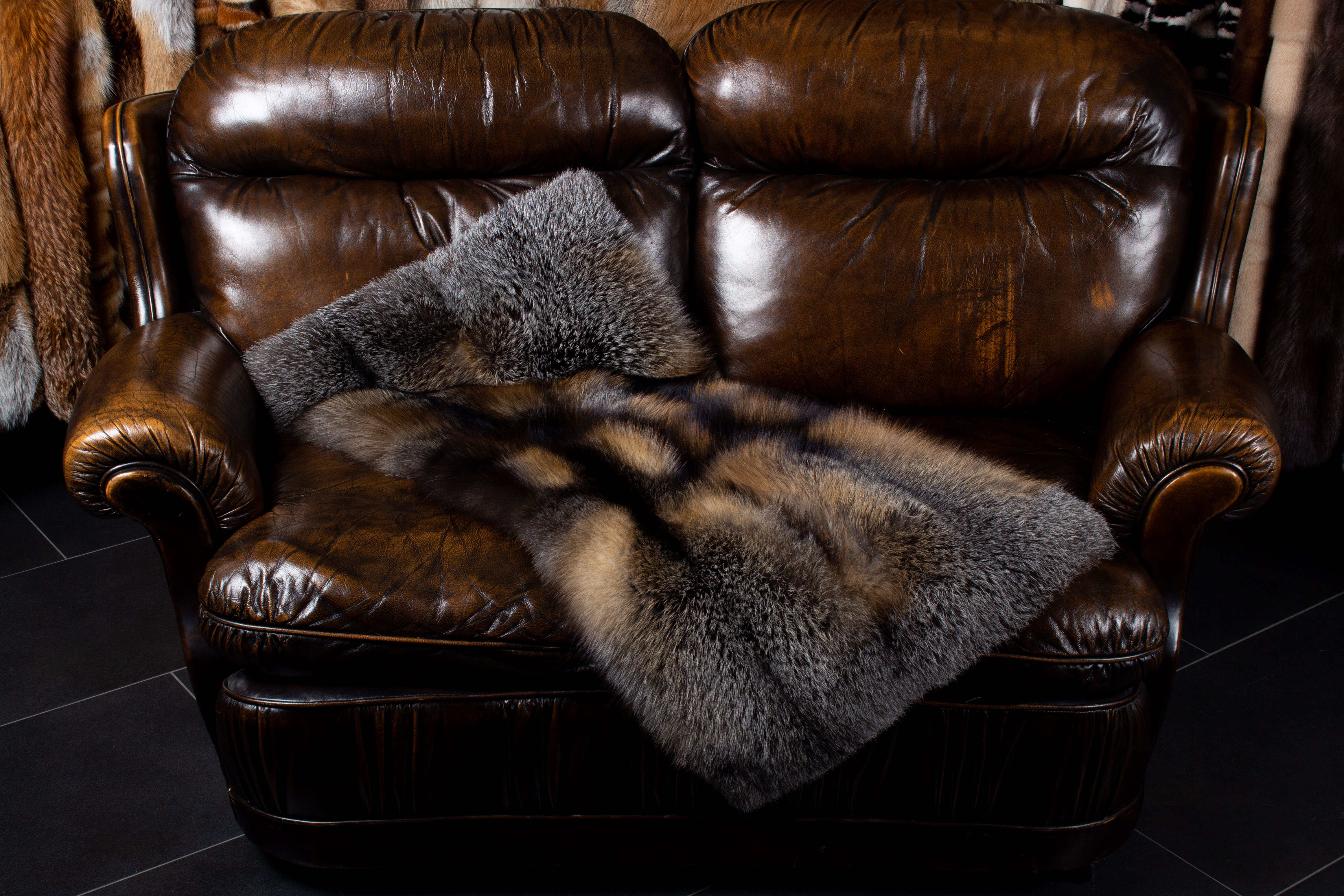 2-2310-Kleine-Wild-Cross-Fuchs-Plaid-Wildware Small Wild Cross Fox Plaid Wild Fur