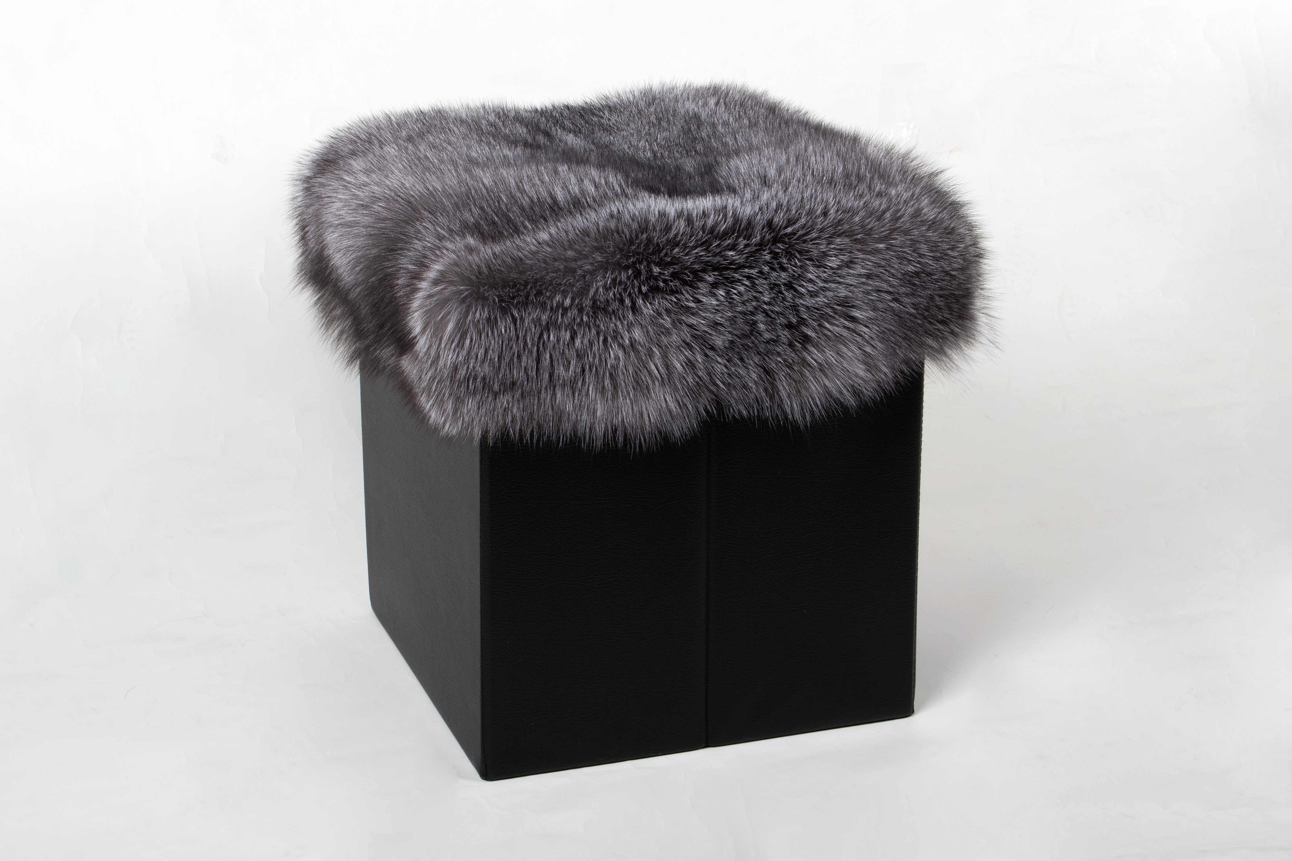 Blue Frost Fox Cube Real Fur