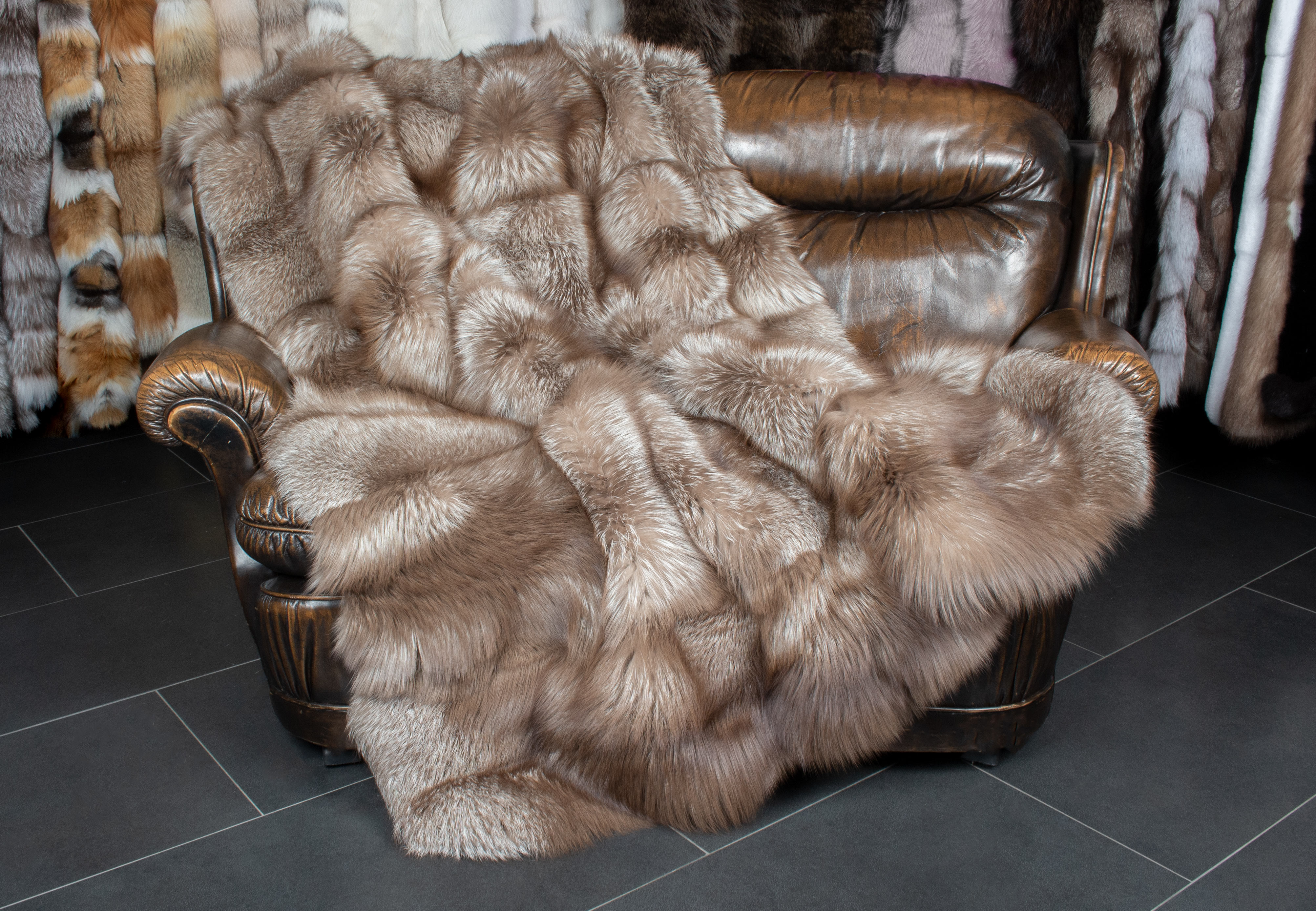 2-4803-Amber-Fuchs-Felldecke-Echtfell-Decke-Natur-Decke Amber Fox Fur Blanket