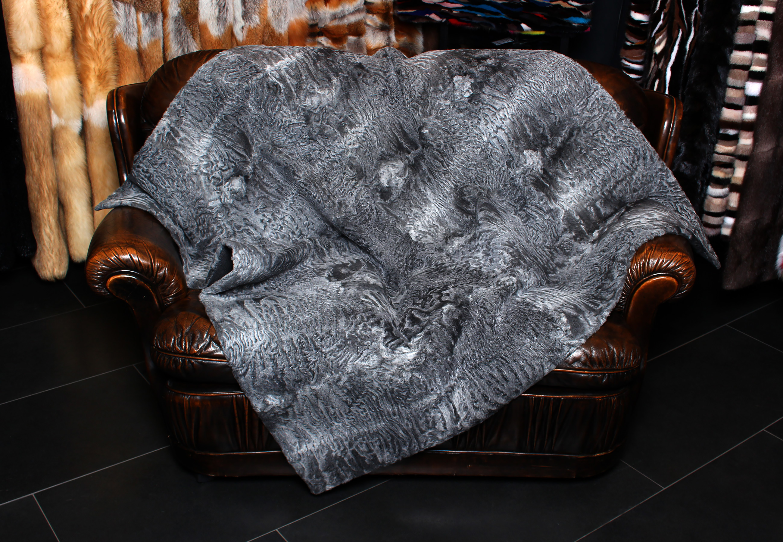 Elegant SWAKARA Lamb Blanket stone gray