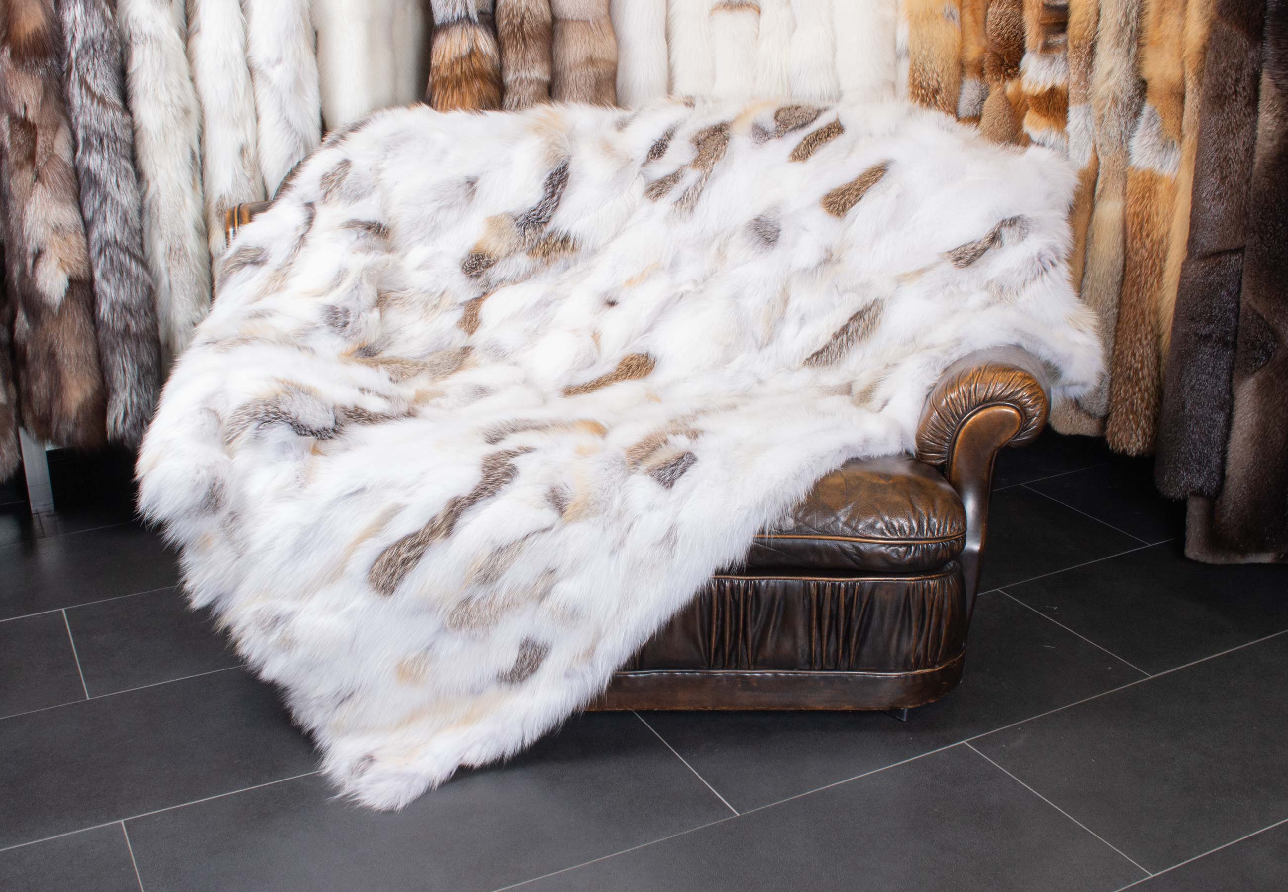 Fawnlight Fox Sides Fur Blanket