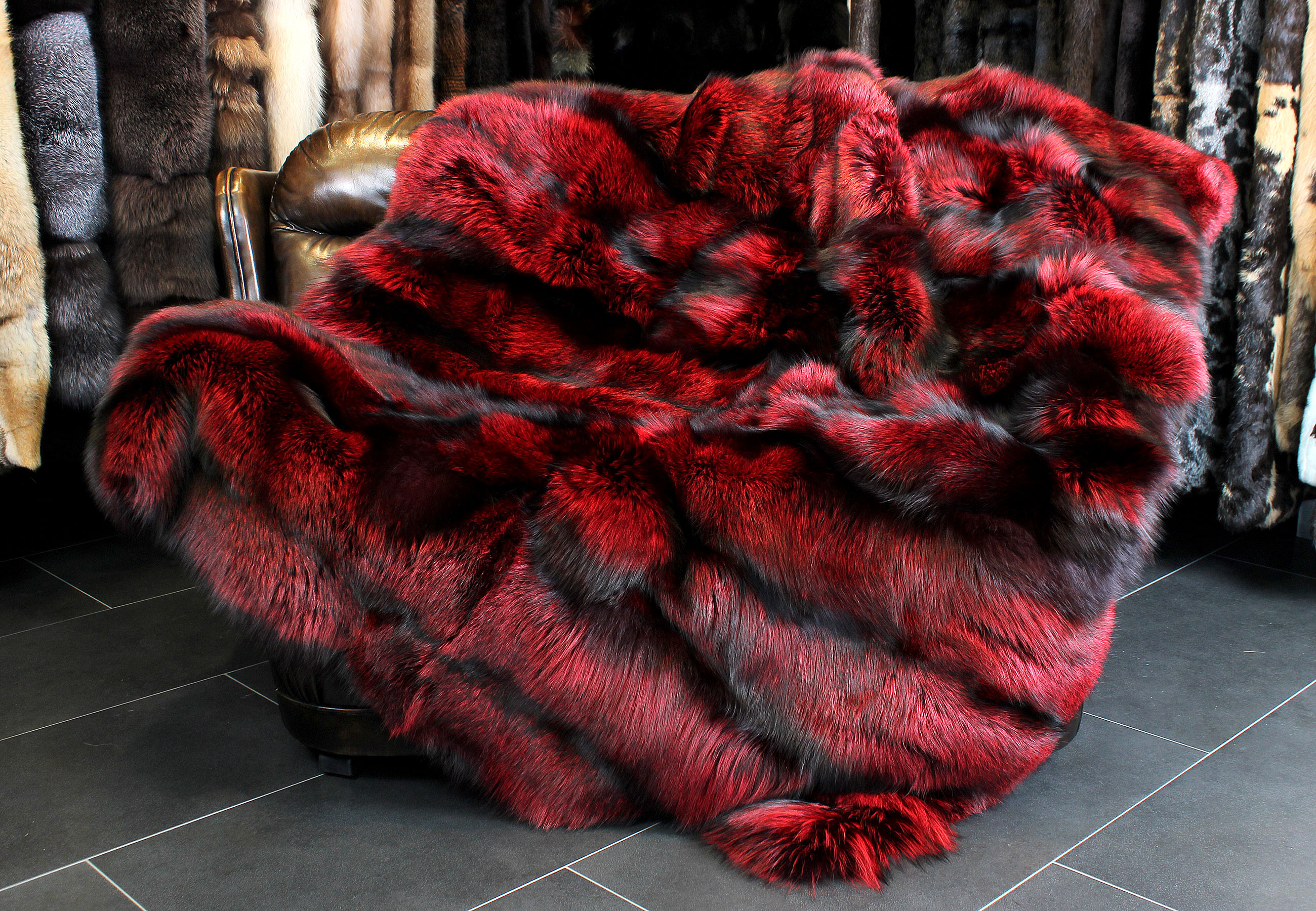 Silverfox Fur Blanket - Ferrari red