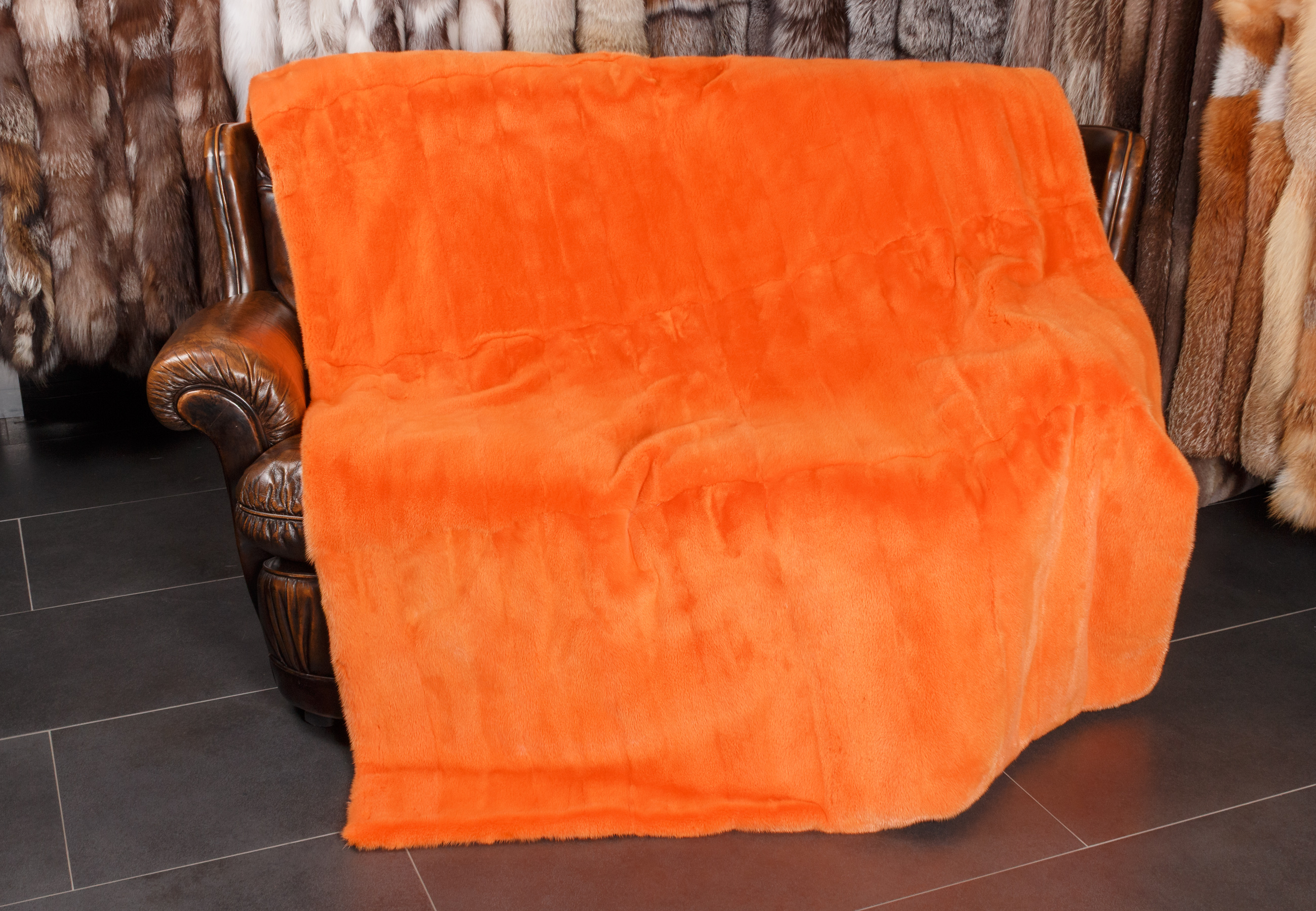 Real Mink Fur Blanket in Apricot
