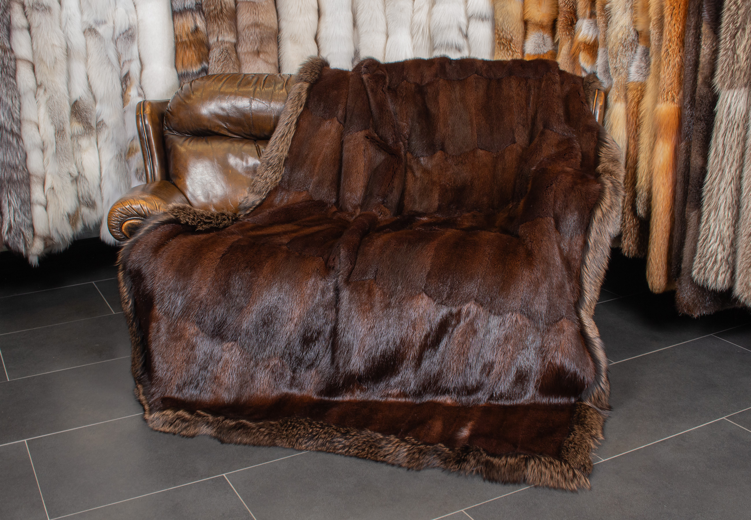 Noble Muskrat Fur Blanket with Fox Fur Border in Brown