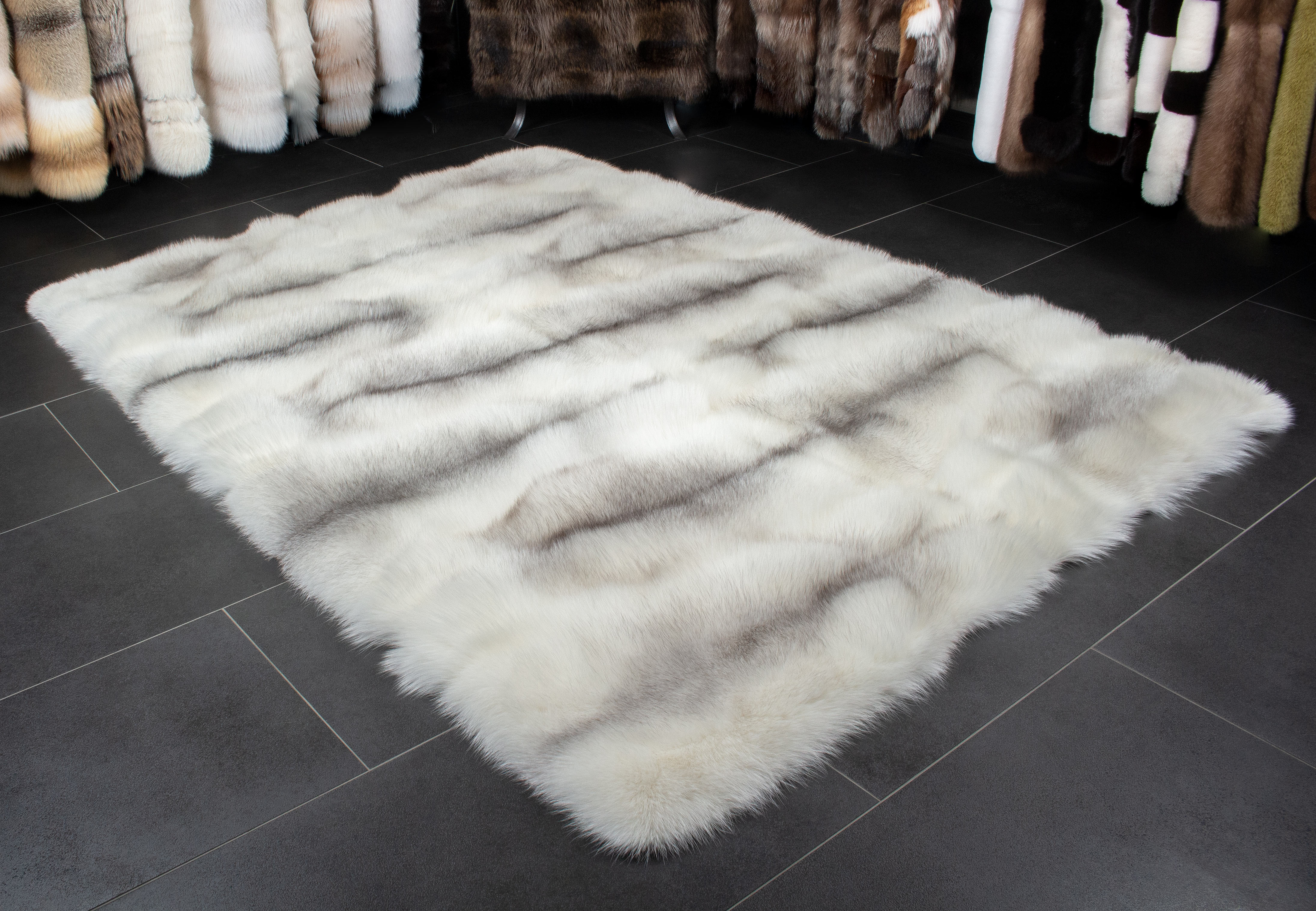 Arctic Marble Frost Fox Fur Rug