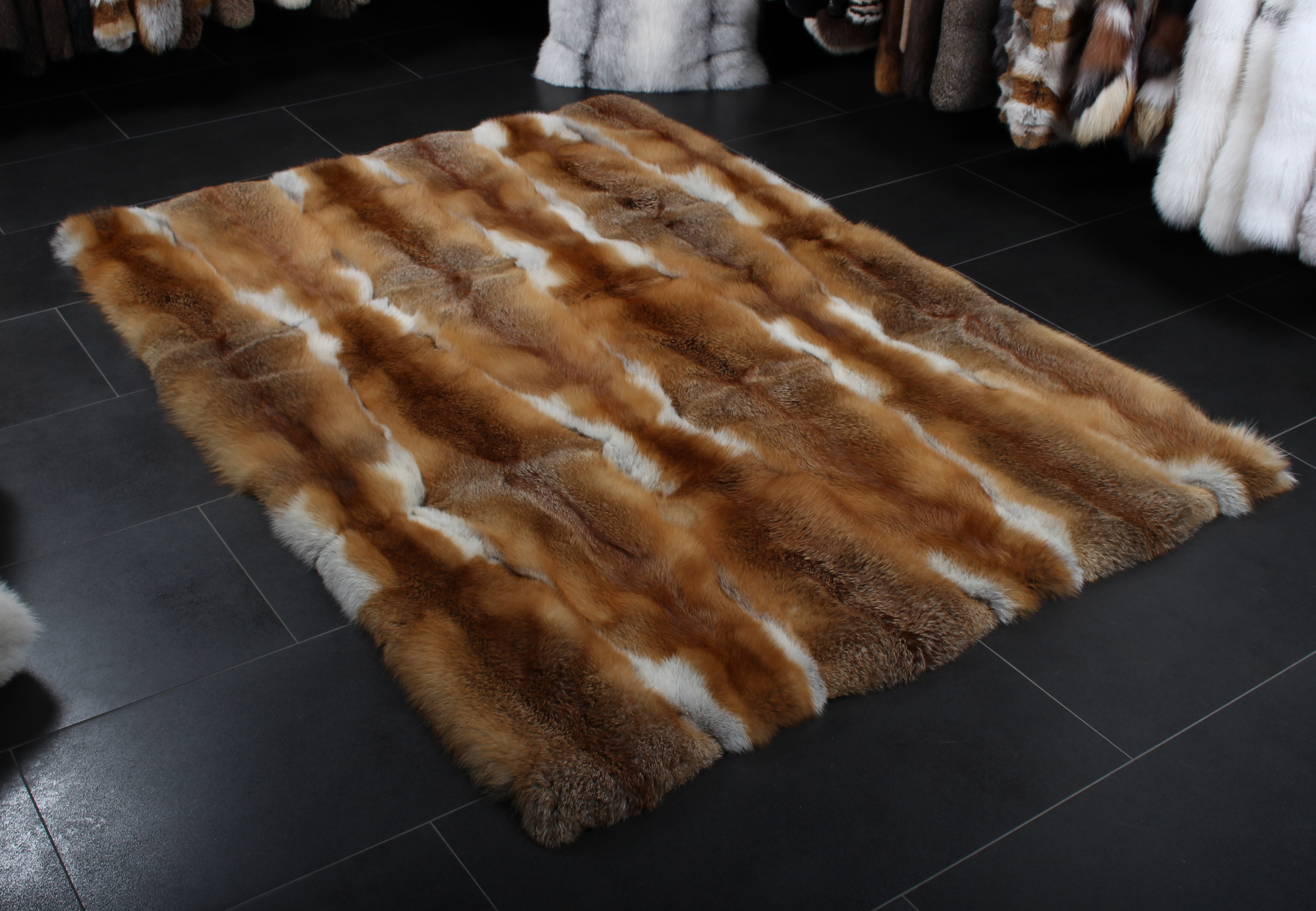 Red fox fur carpet - natural, european