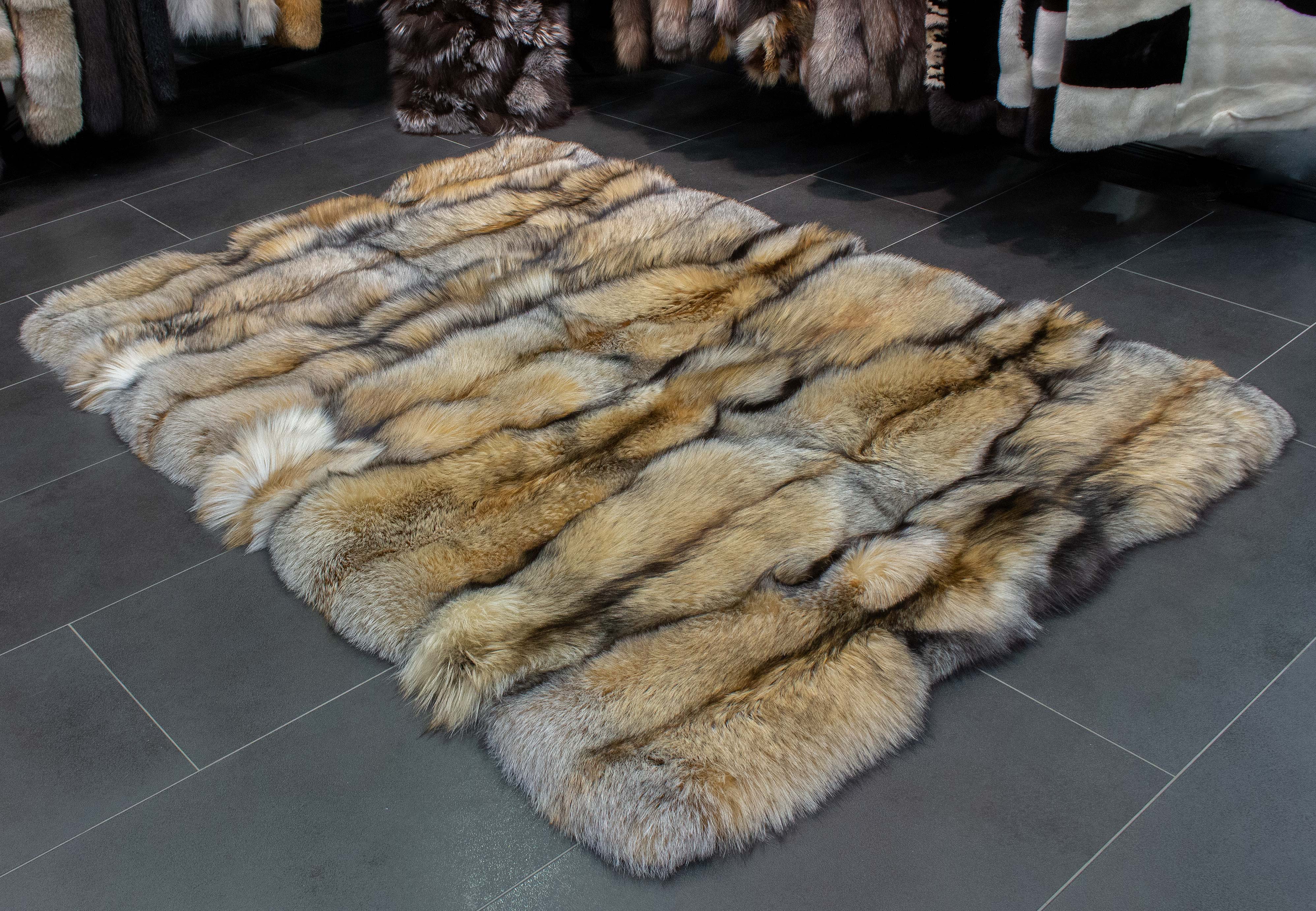 Smokey Fox Carpet "Golden Sparkle"