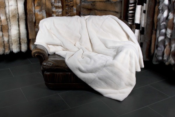 Kopenhagen Fur TOP LOT Mink Fur Blanket with plucked Mink backing in white