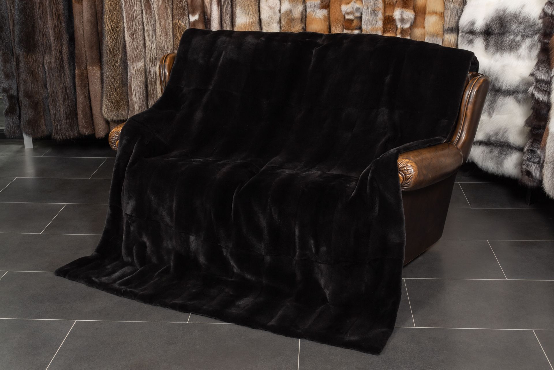 Stylish Real Mink Fur Blanket in Black Plucked Minks